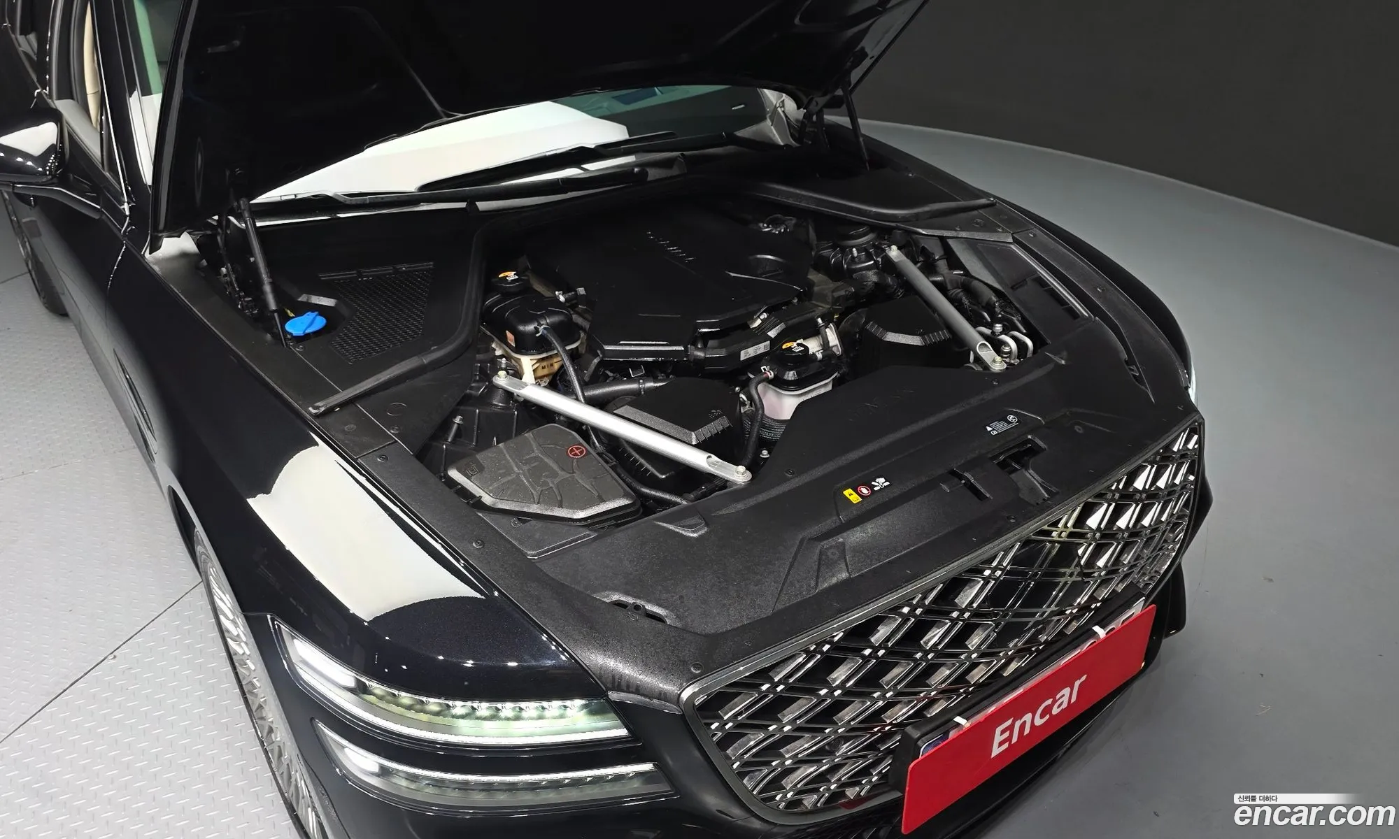 Genesis G80 2024 — 2