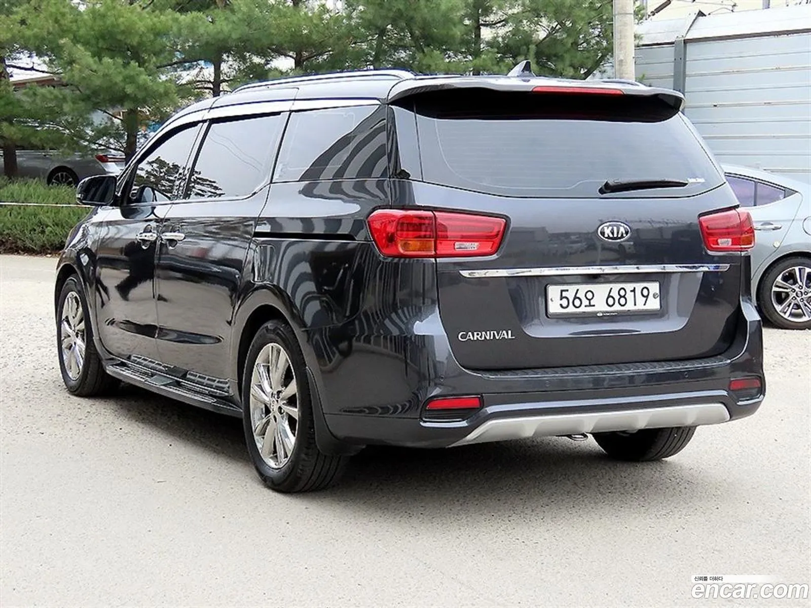 Kia Carnival 2019 — 2