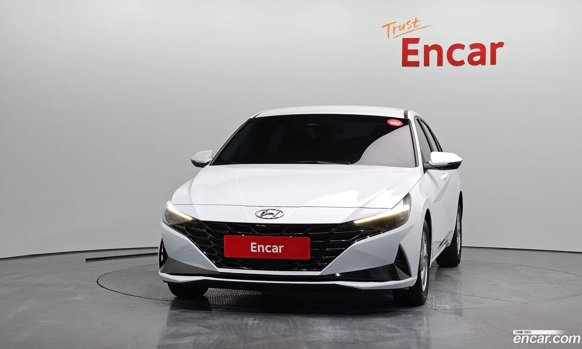 Hyundai Elantra 2022 — 3