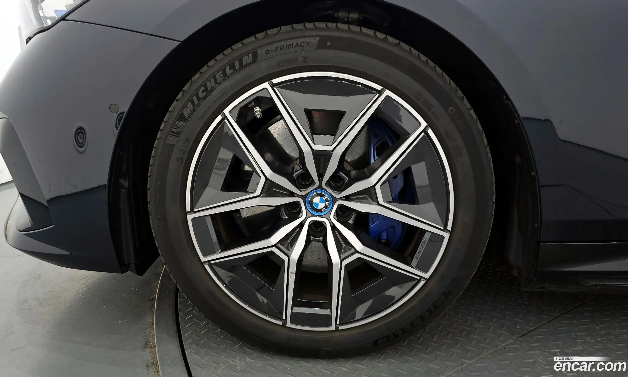 BMW i5 2025 — 13