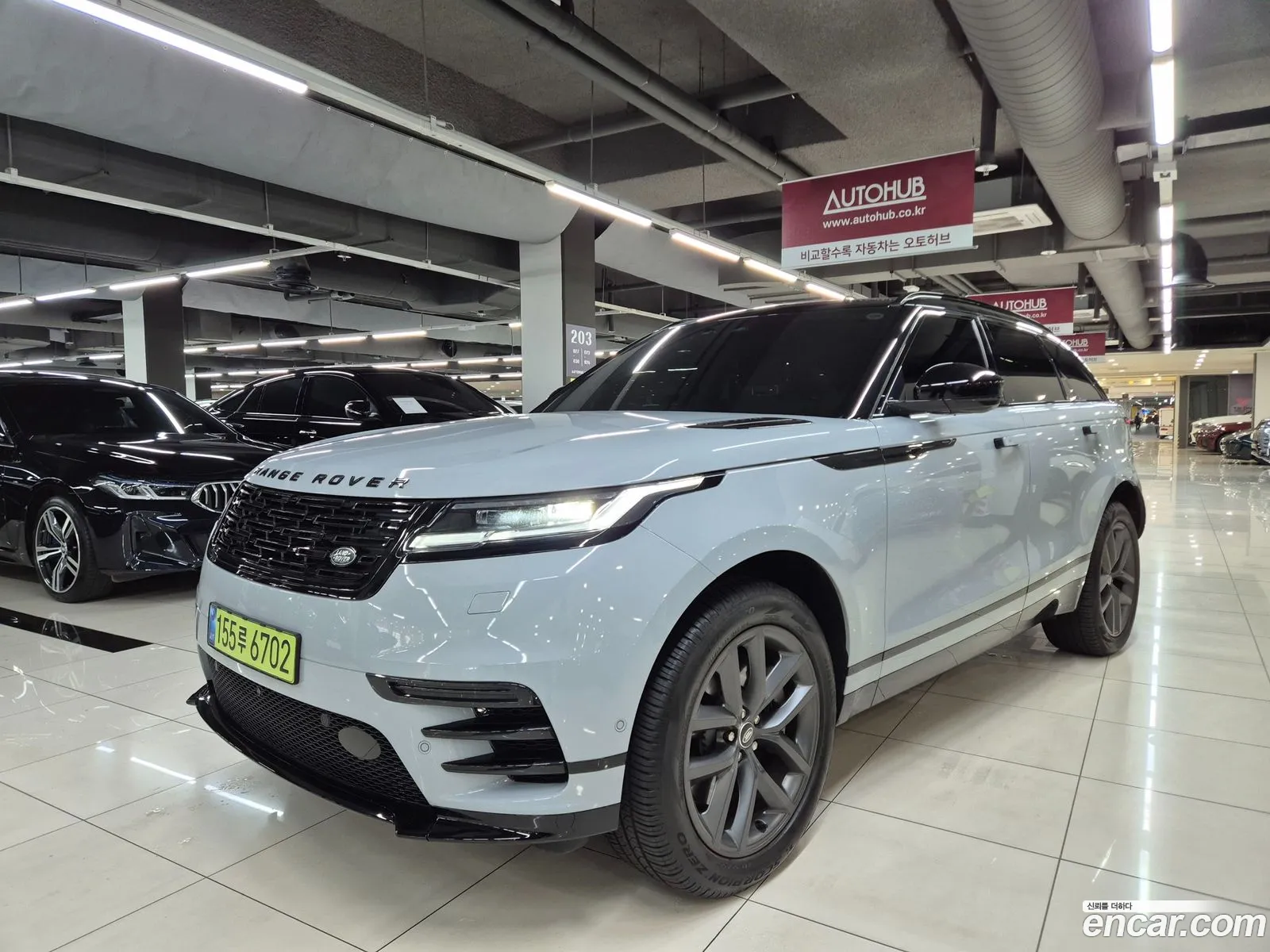 Land Rover Range Rover Velar 2025 — 12