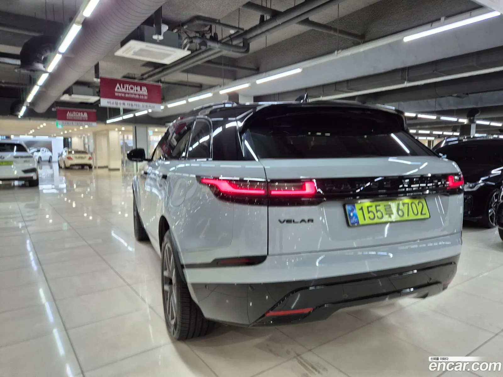 Land Rover Range Rover Velar 2025 — 10