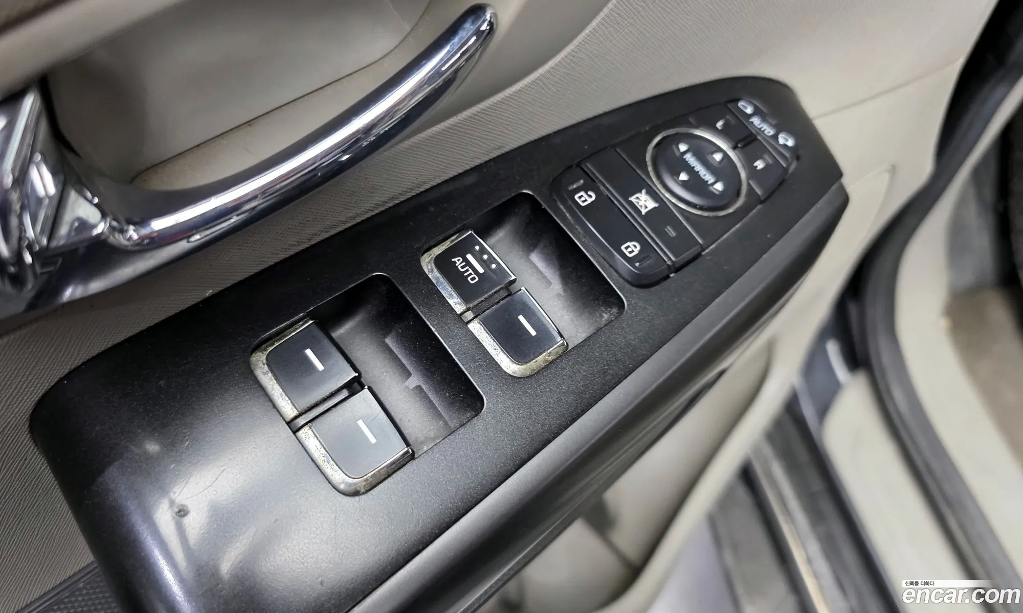 Kia Carnival 2016 — 17