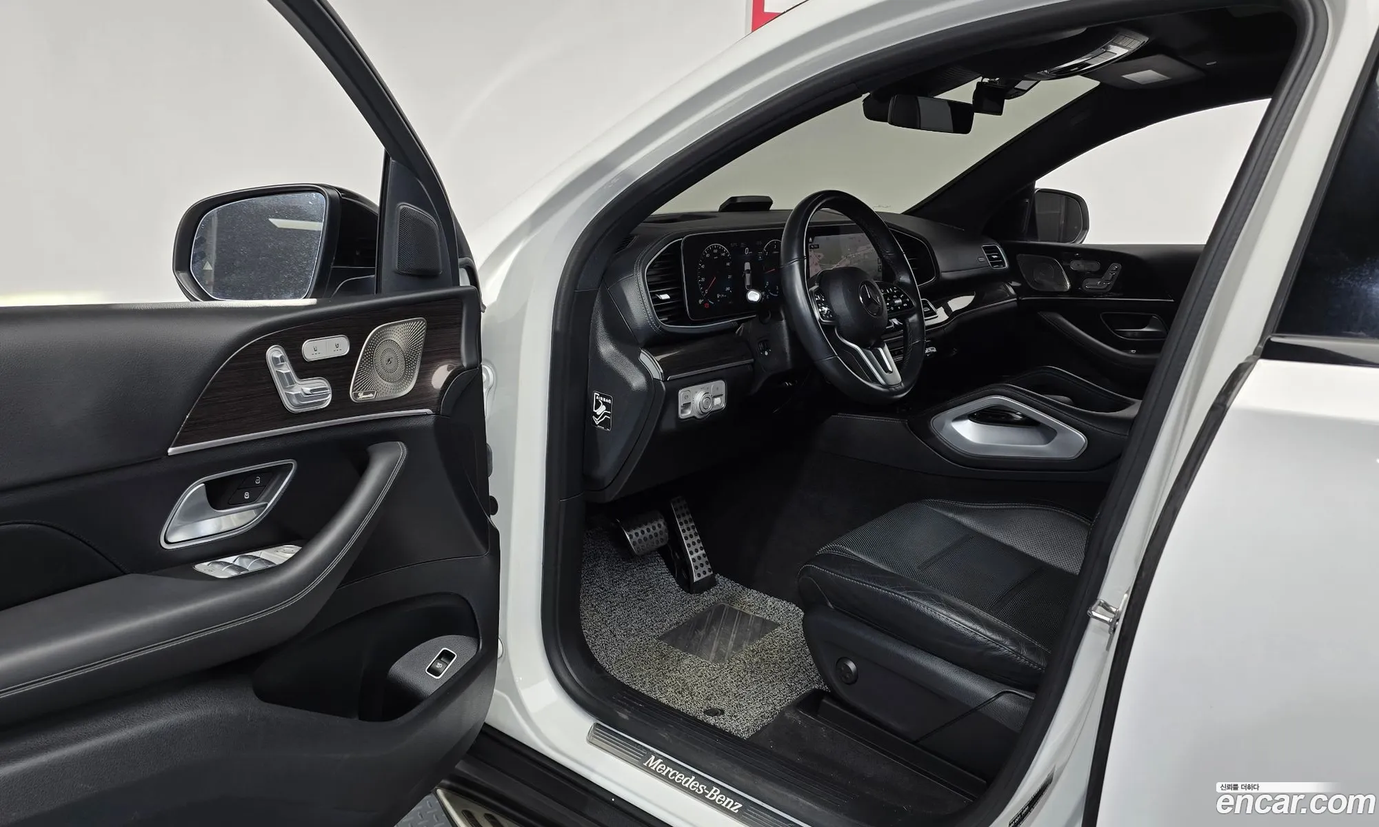 Mercedes-Benz GLE-Class W167 2022 — 9