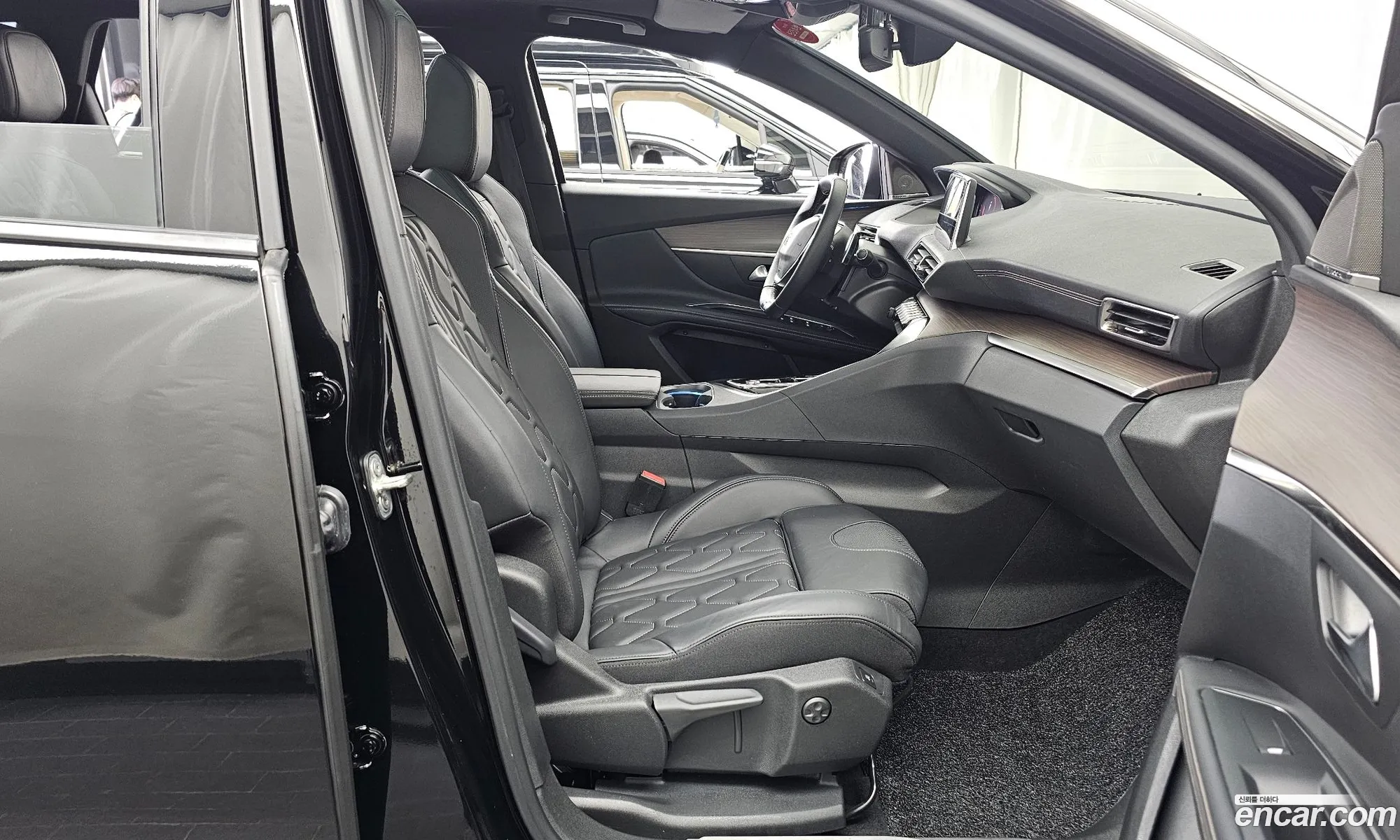 Peugeot 5008 2024 VF3MRHNSCRS016227 — 6