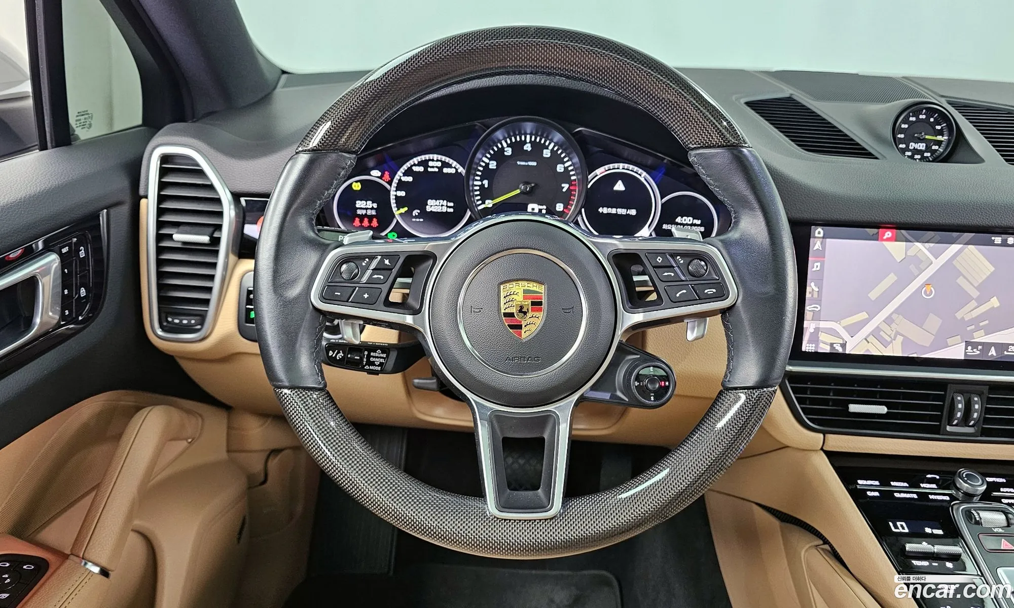 Porsche Cayenne 2021 — 17