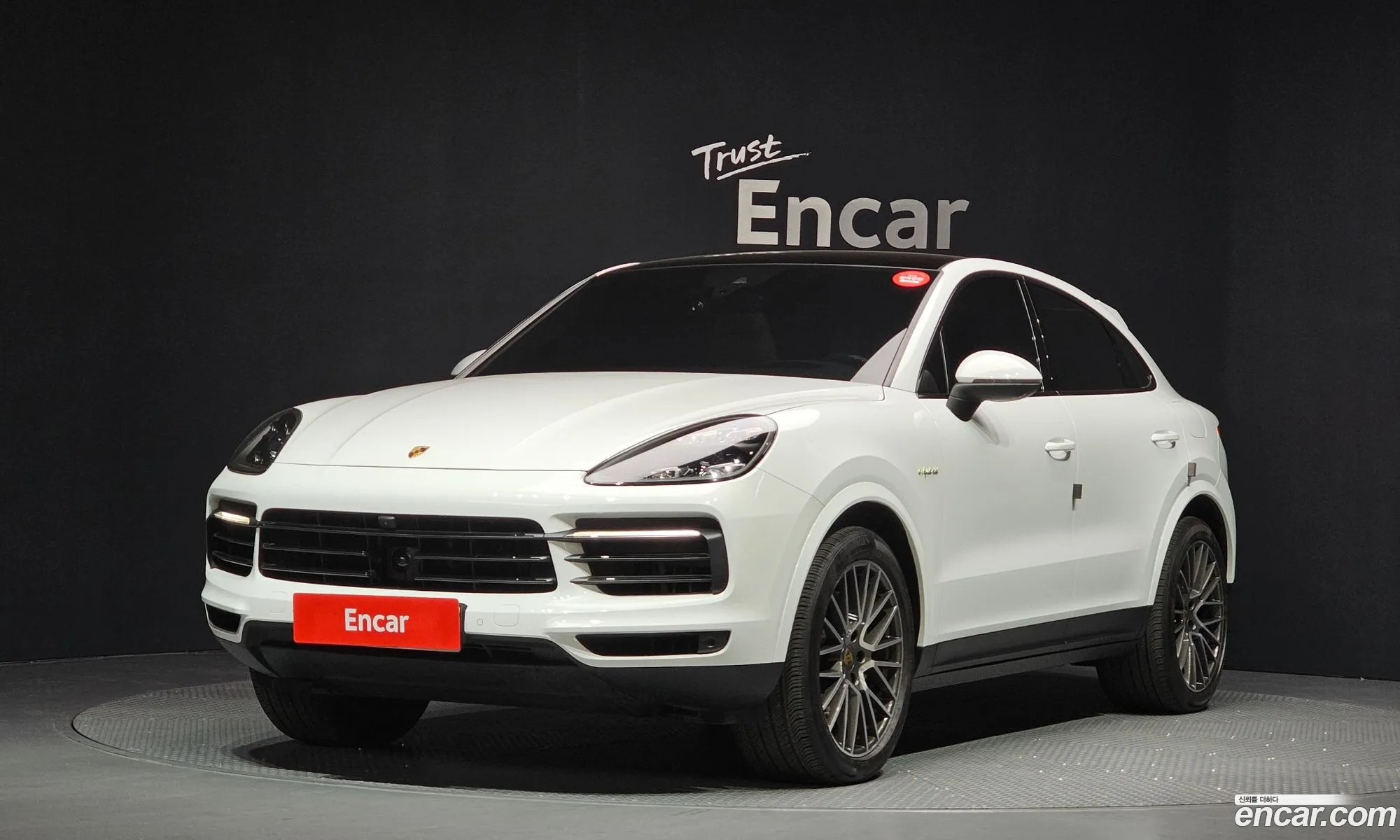 Porsche Cayenne 2021 — 12