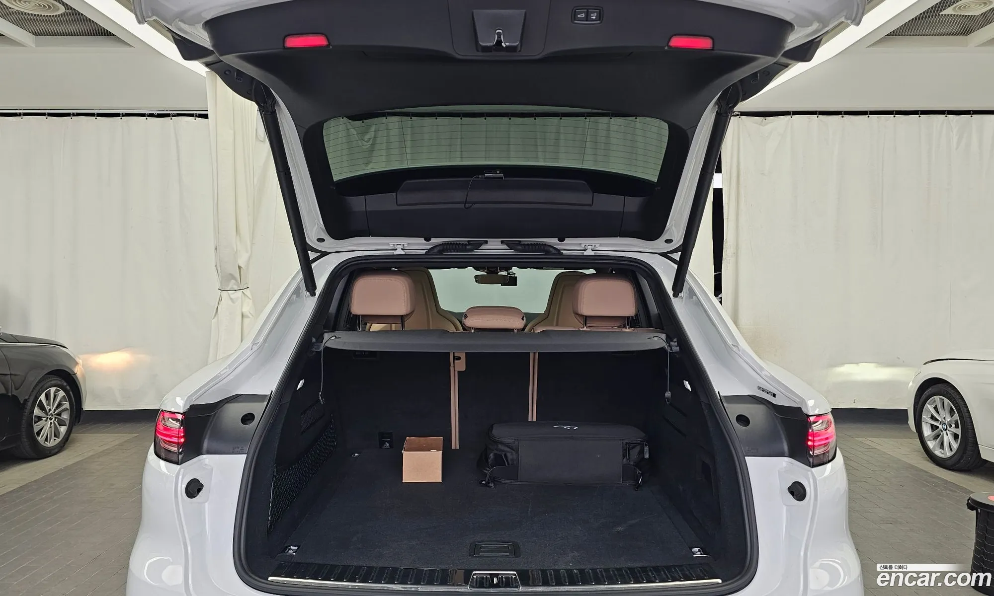 Porsche Cayenne 2021 — 16
