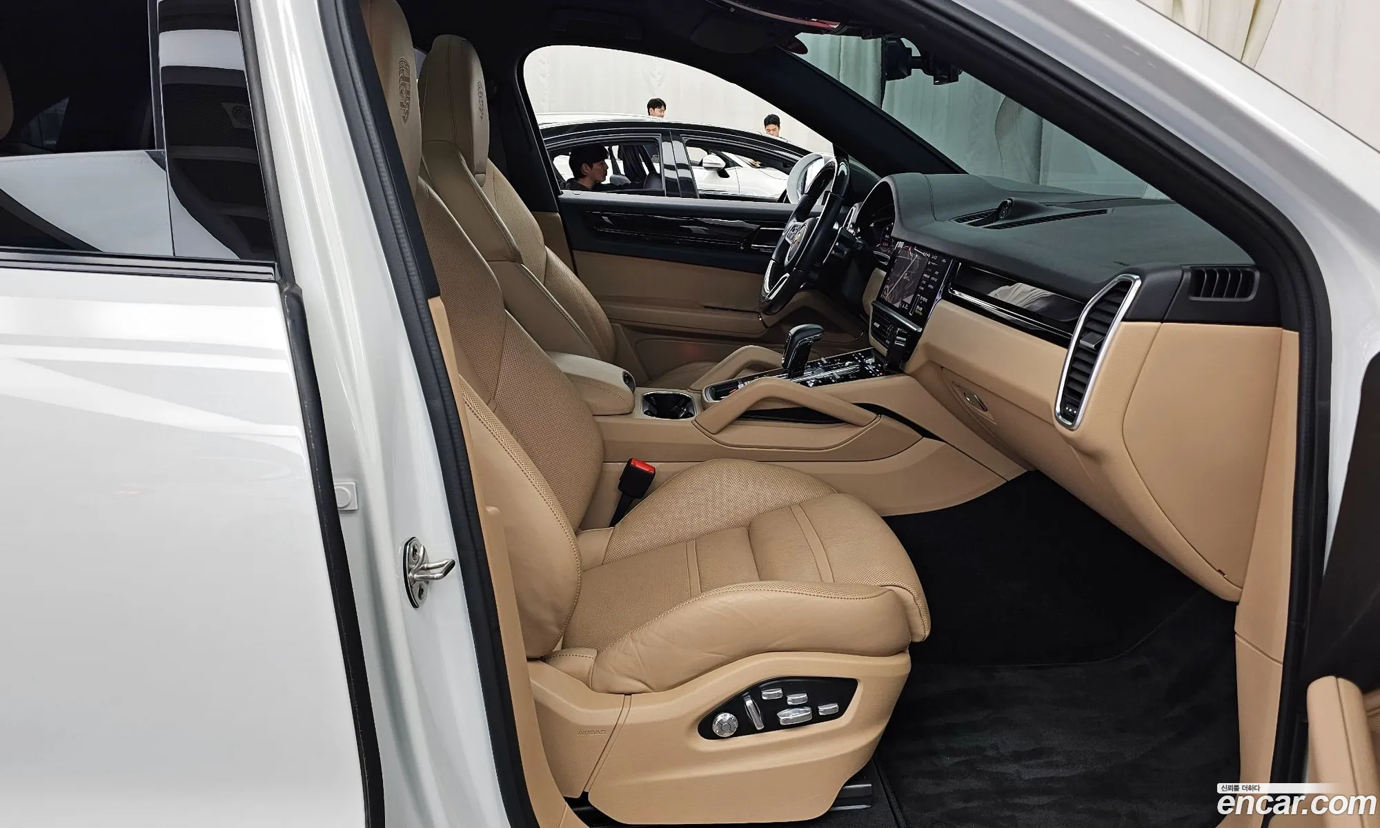 Porsche Cayenne 2021 — 4