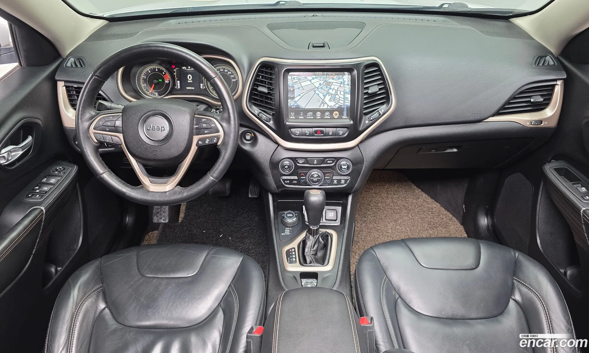 Jeep Cherokee 2016 — 17