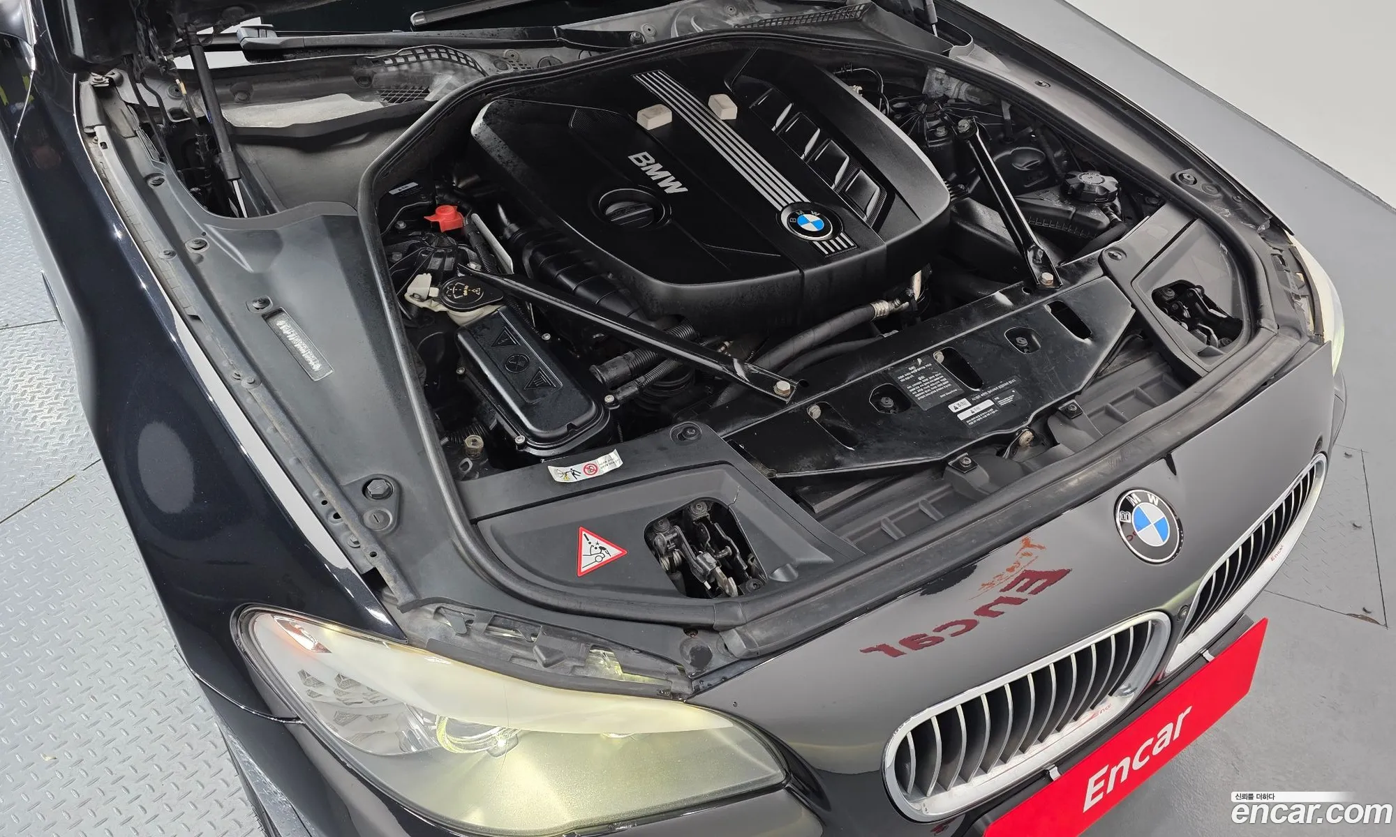 BMW 5 Series 2012 — 9