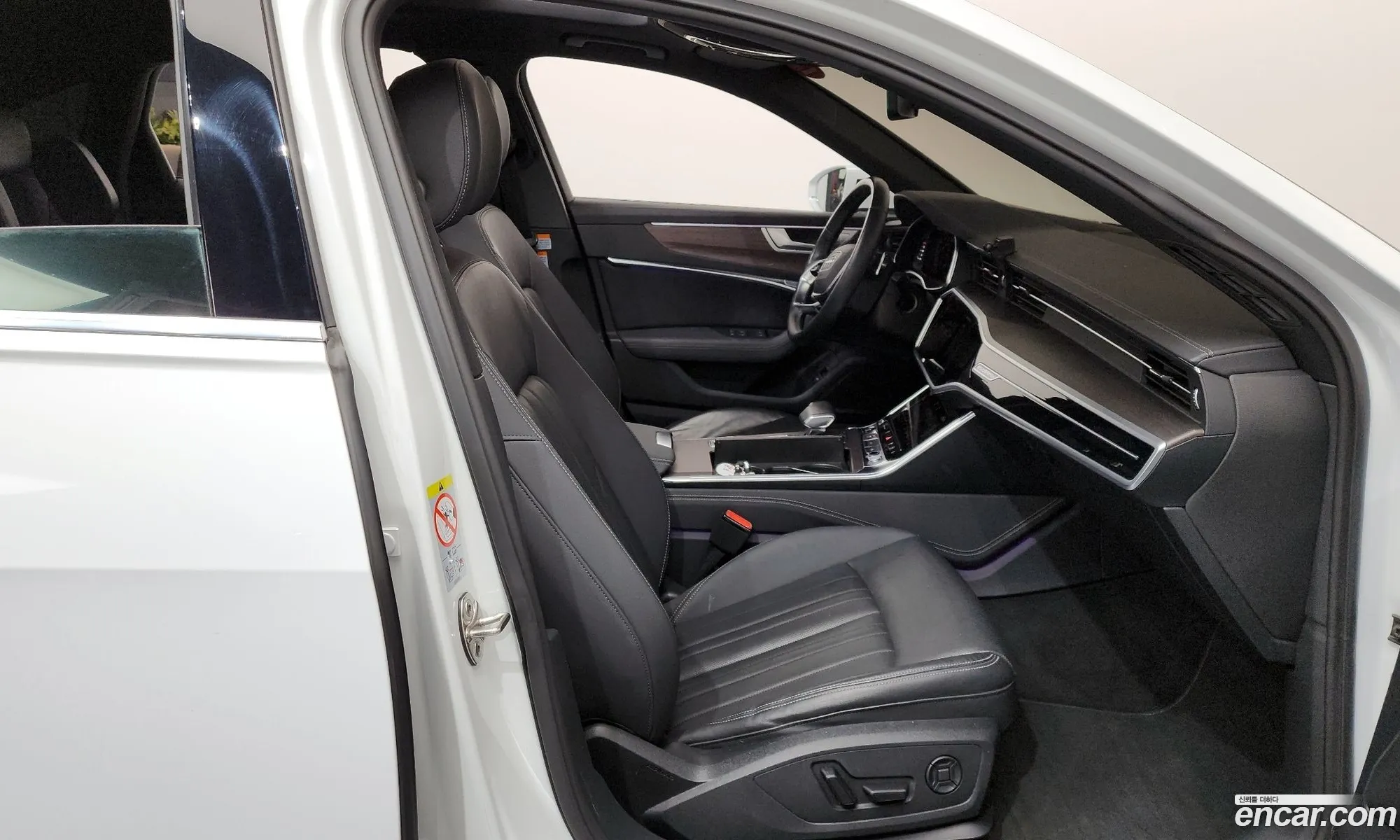 Audi A6 2023 WAUZZZF25PN010740 — 19