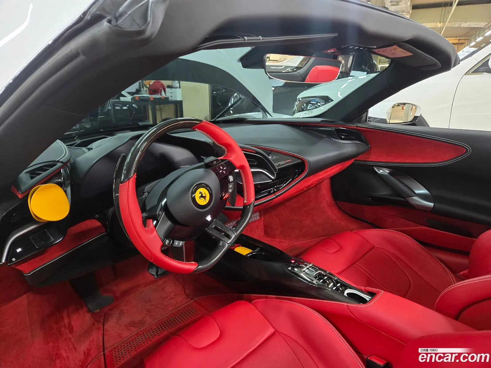 Ferrari SF90 Spider