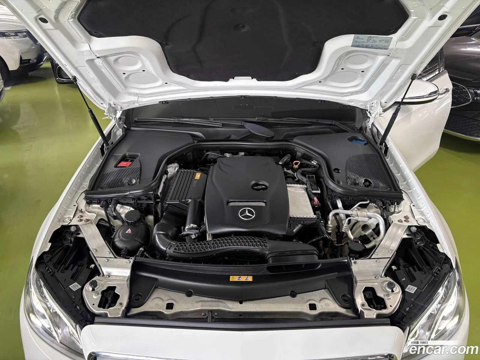 Mercedes-Benz E-Class W213 2019 — 16