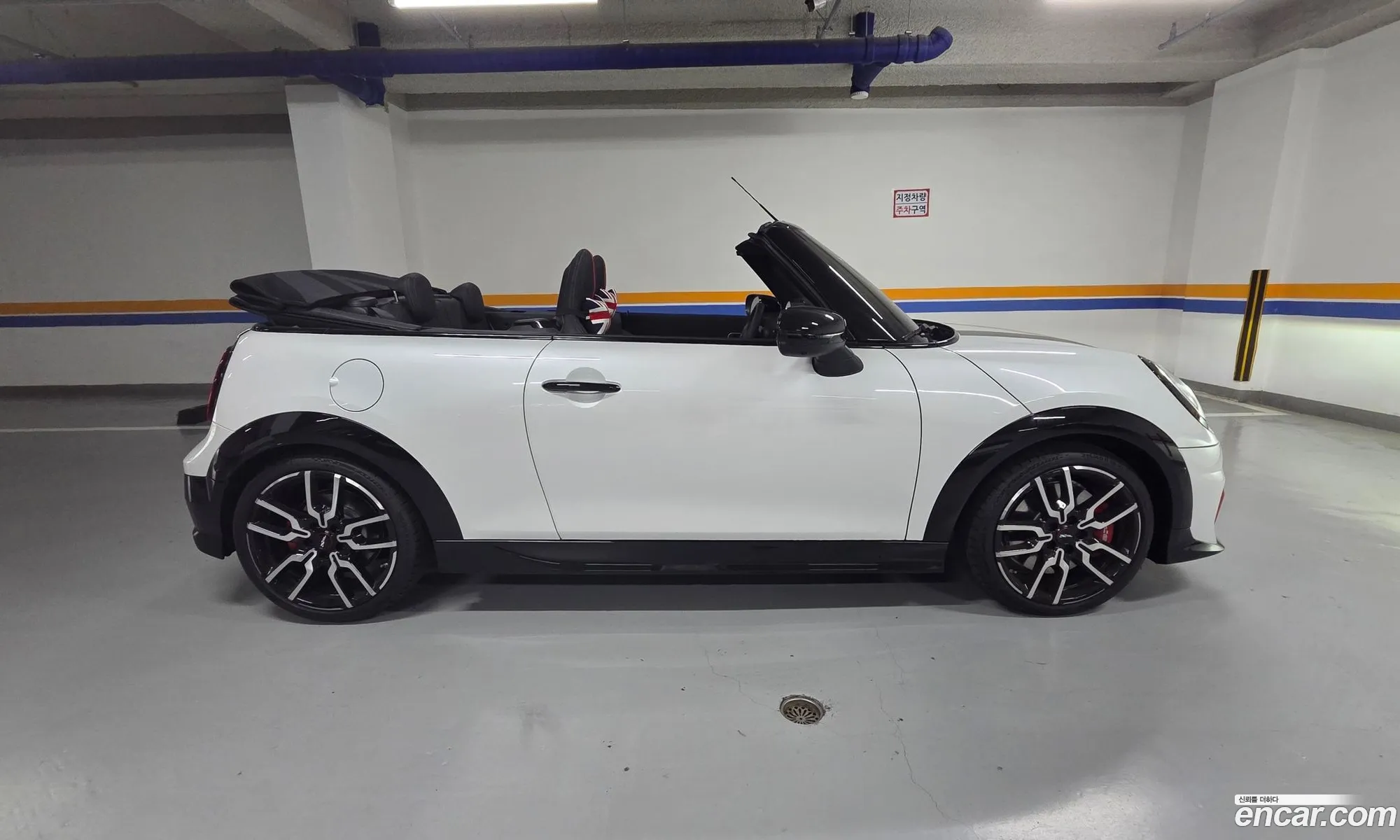 Mini Cooper S Convertible 2025 — 4