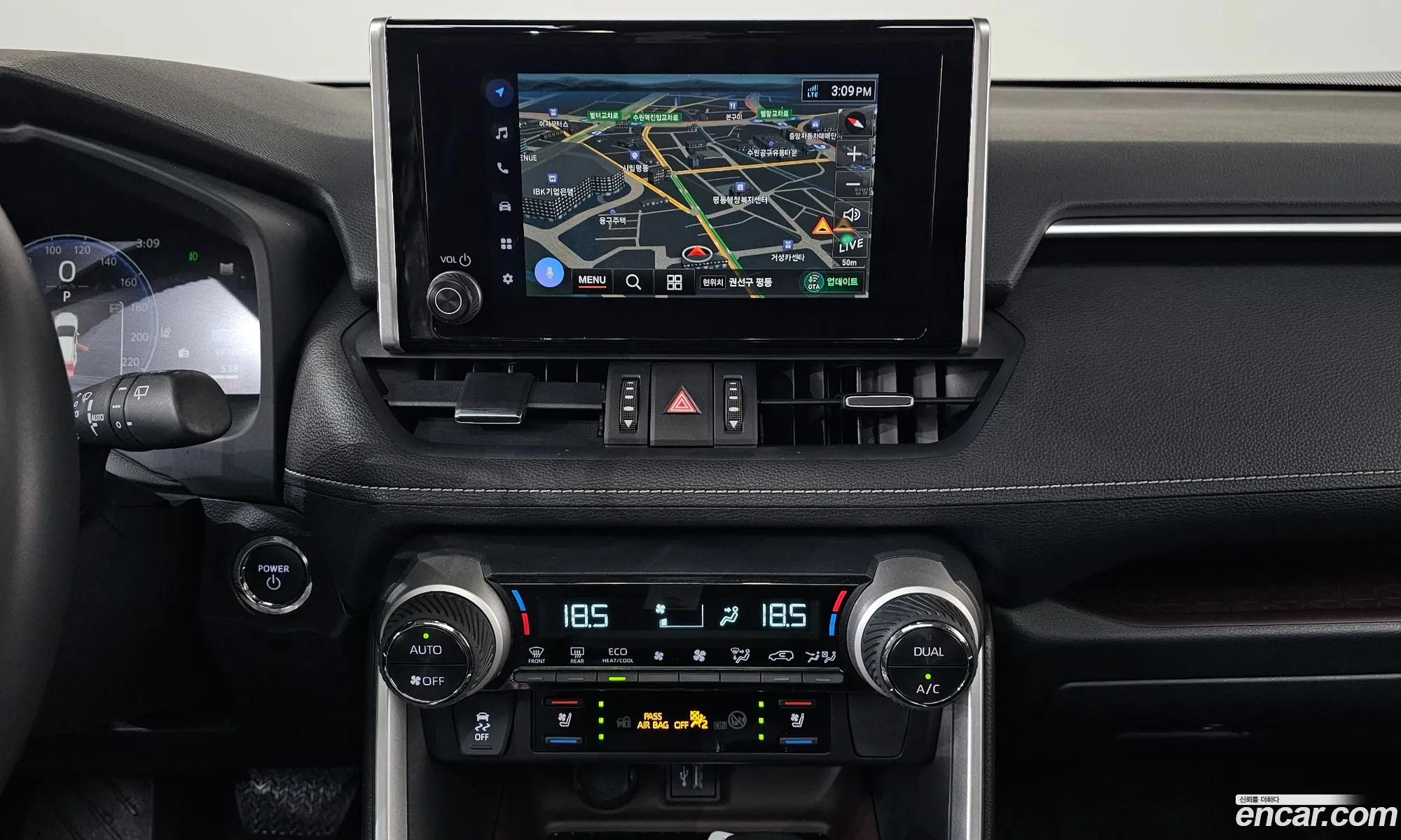 Toyota RAV4 2024 — 17
