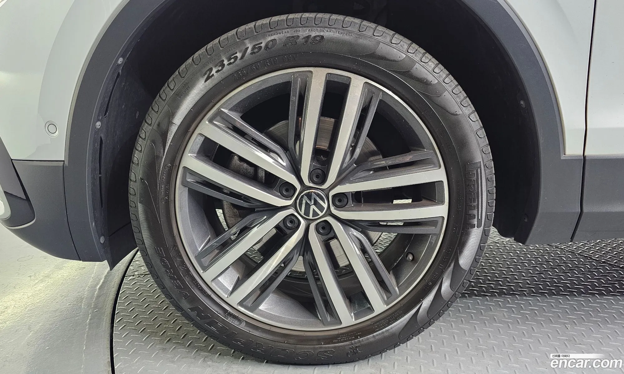Volkswagen Tiguan Allspace 2023 — 16