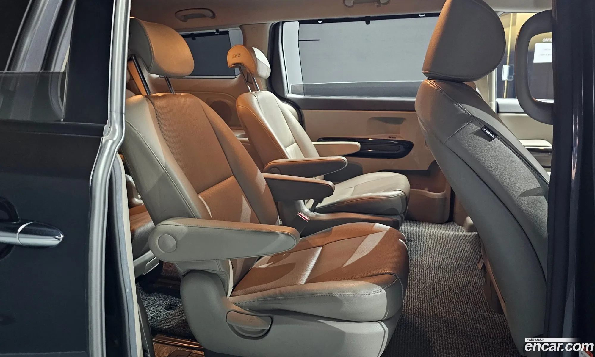 Kia Carnival 2016 — 19