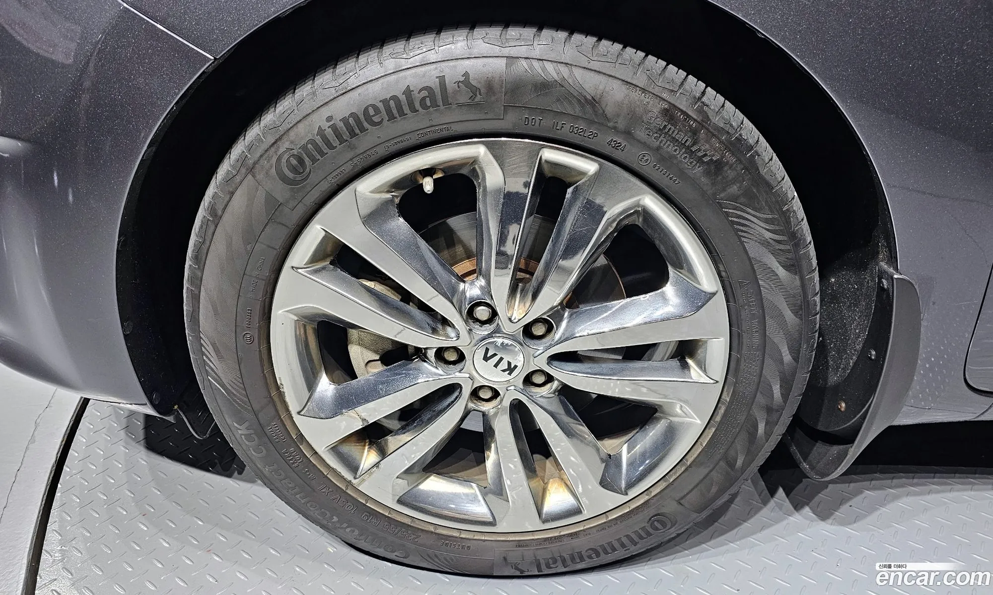Kia Carnival 2016 — 11