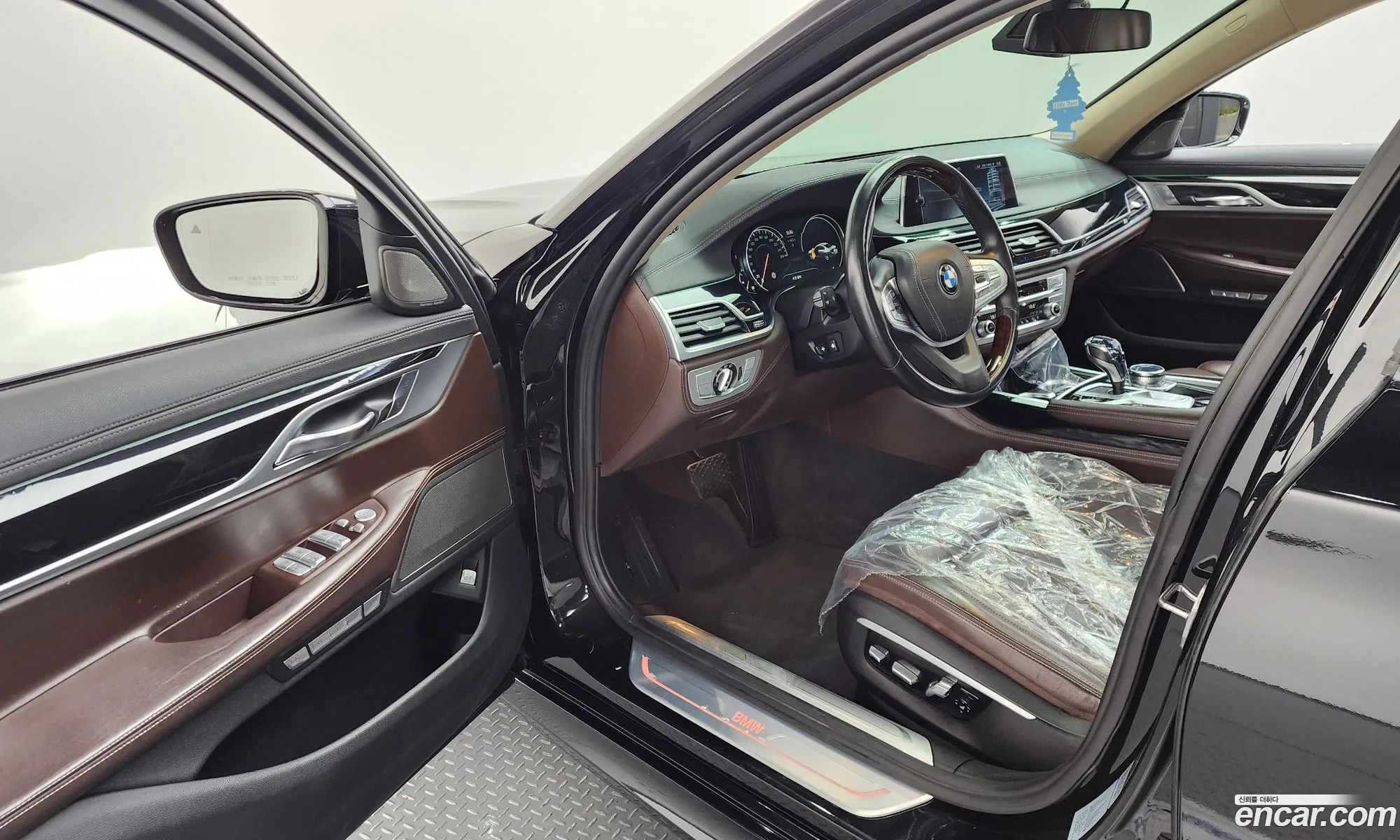 BMW 7 Series 2016 WBA7E4103GGV04479 — 13