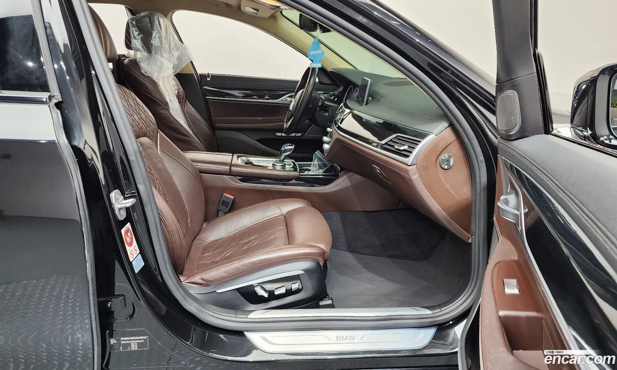 BMW 7 Series 2016 WBA7E4103GGV04479 — 7
