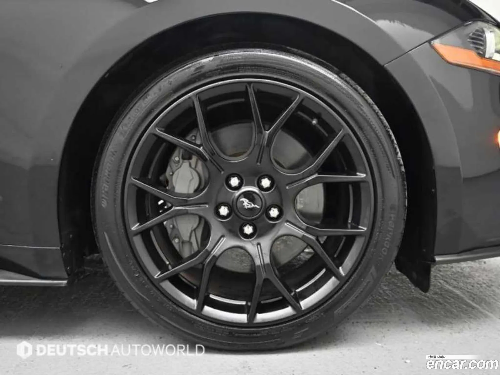 Ford Mustang 2022 — 16