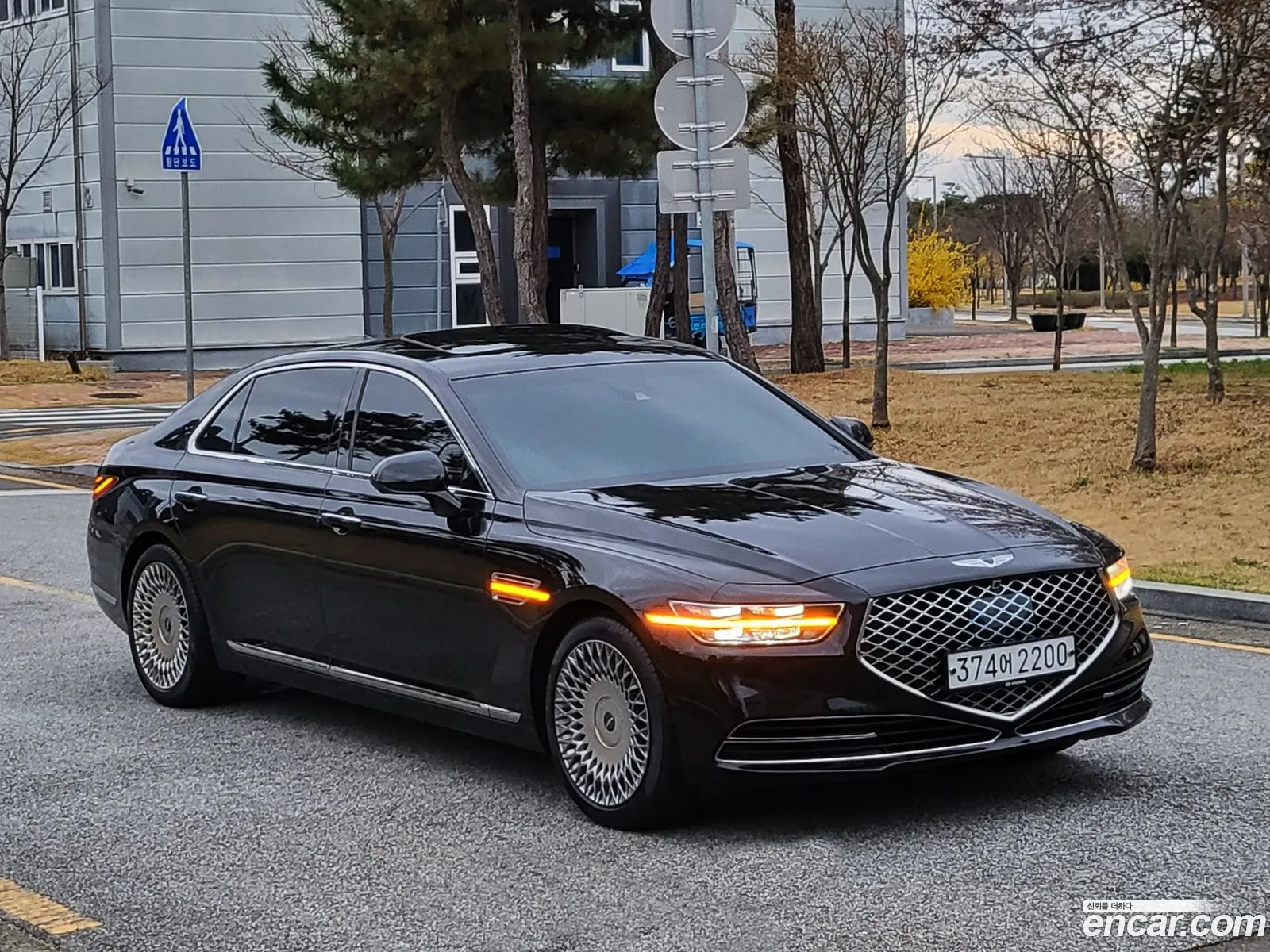 Genesis G90 2020 — 18