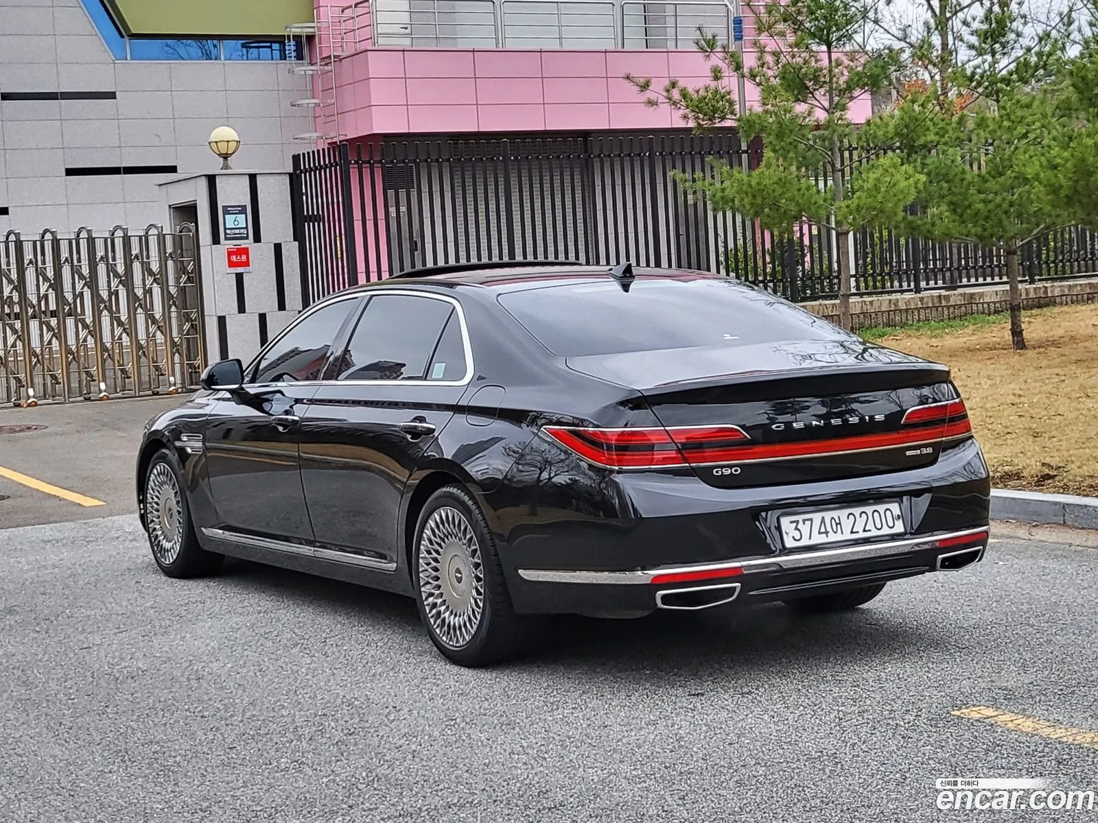Genesis G90 2020 — 17