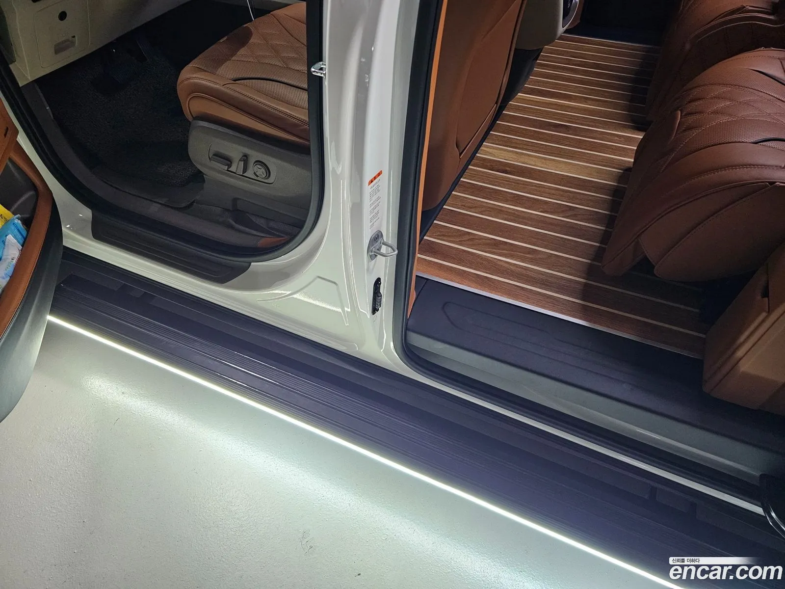 Kia Carnival 2024 — 14