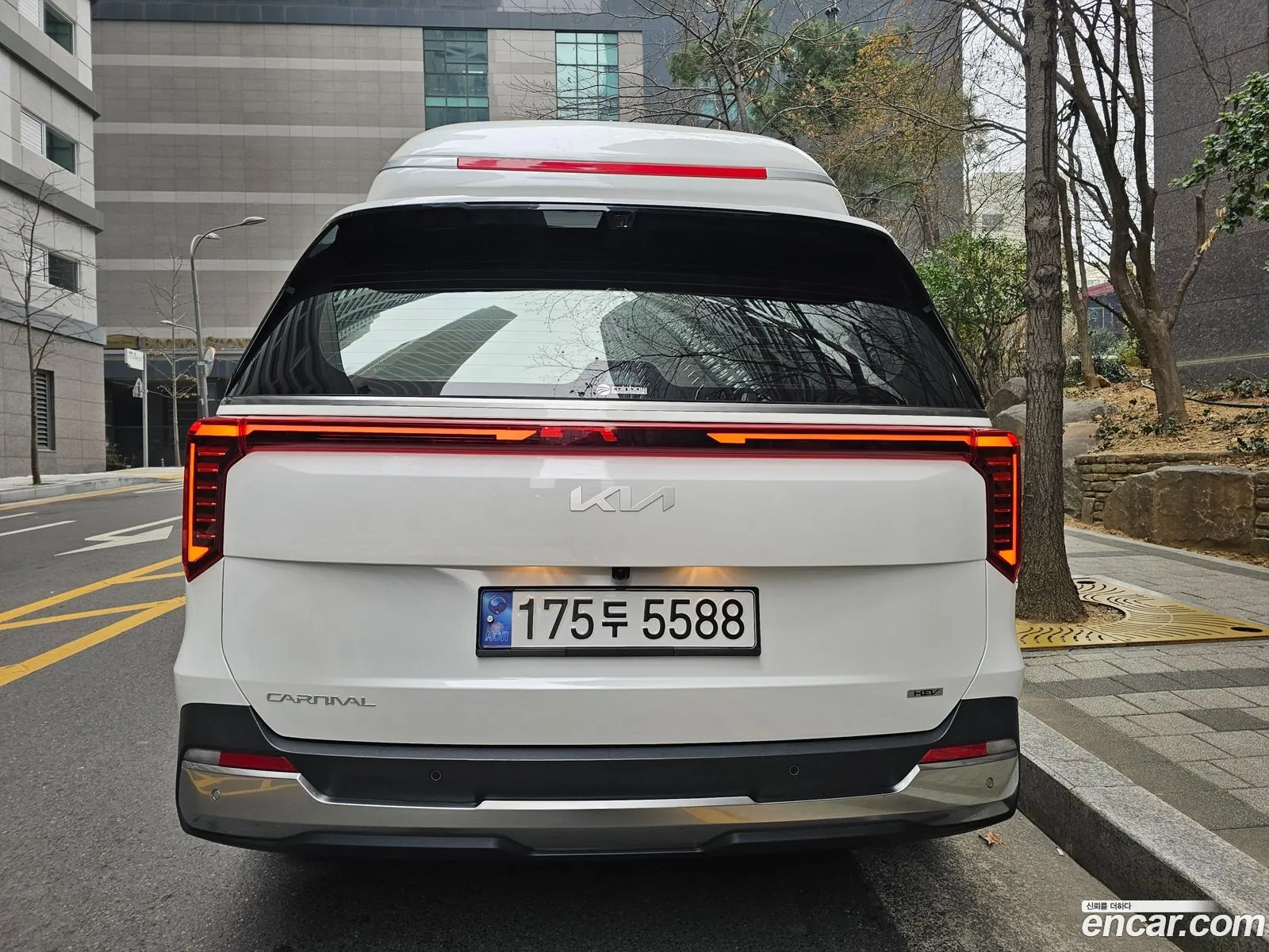 Kia Carnival 2024 — 4