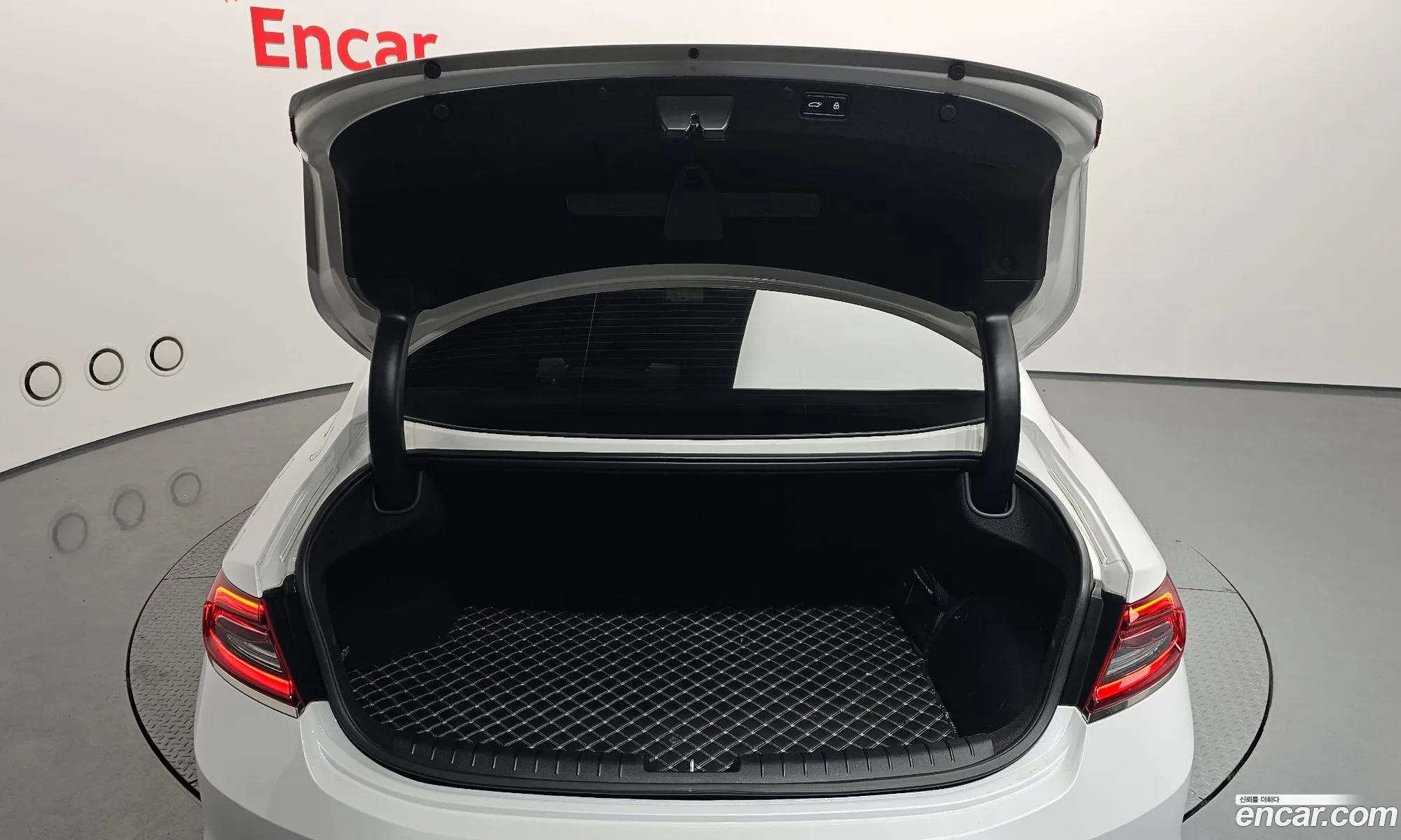Hyundai Grandeur IG Hybrid 2017 — 6