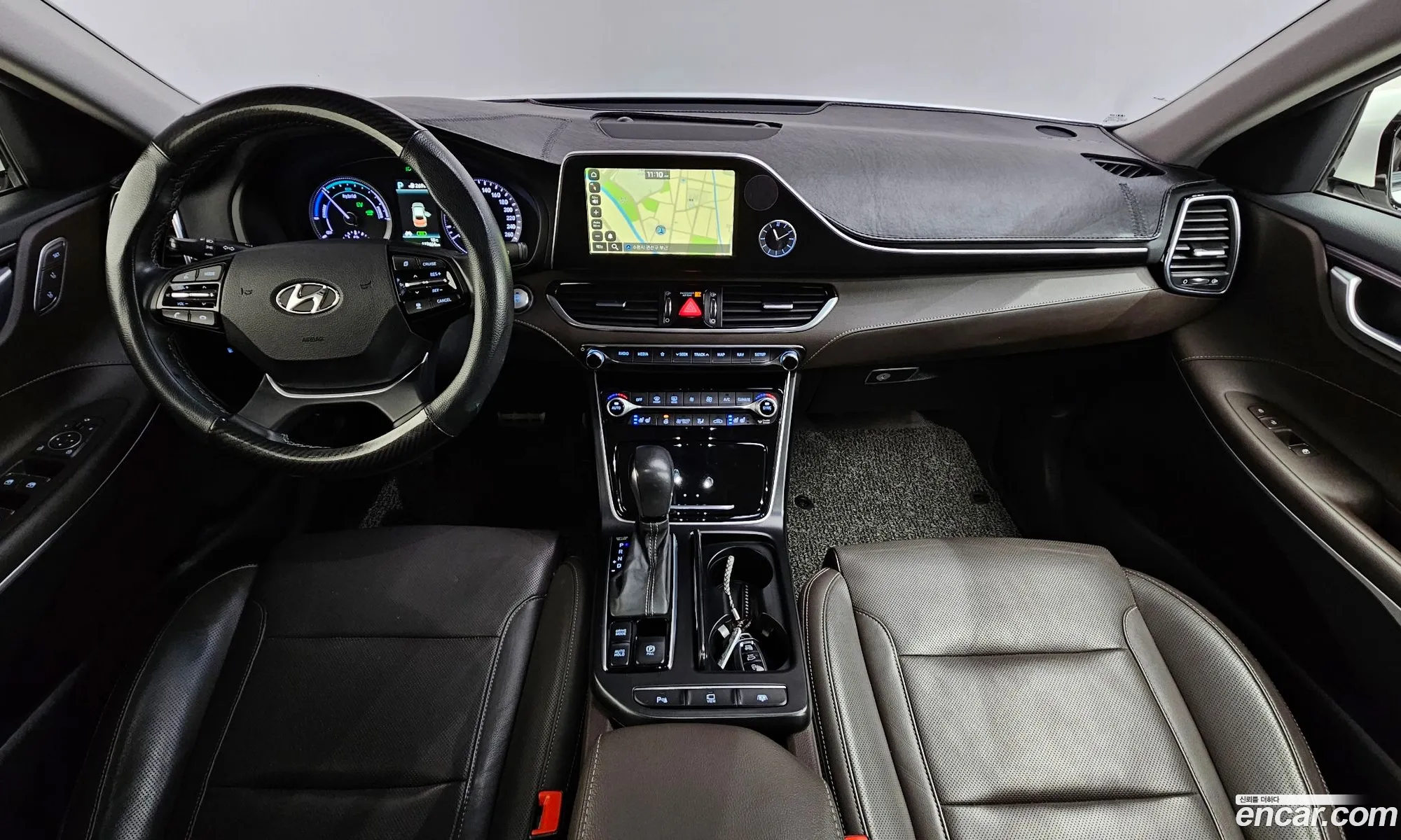 Hyundai Grandeur IG Hybrid 2017 — 20