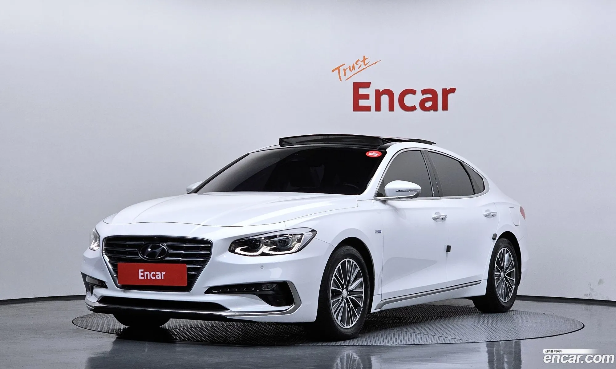 Hyundai Grandeur IG Hybrid 2017 — 12