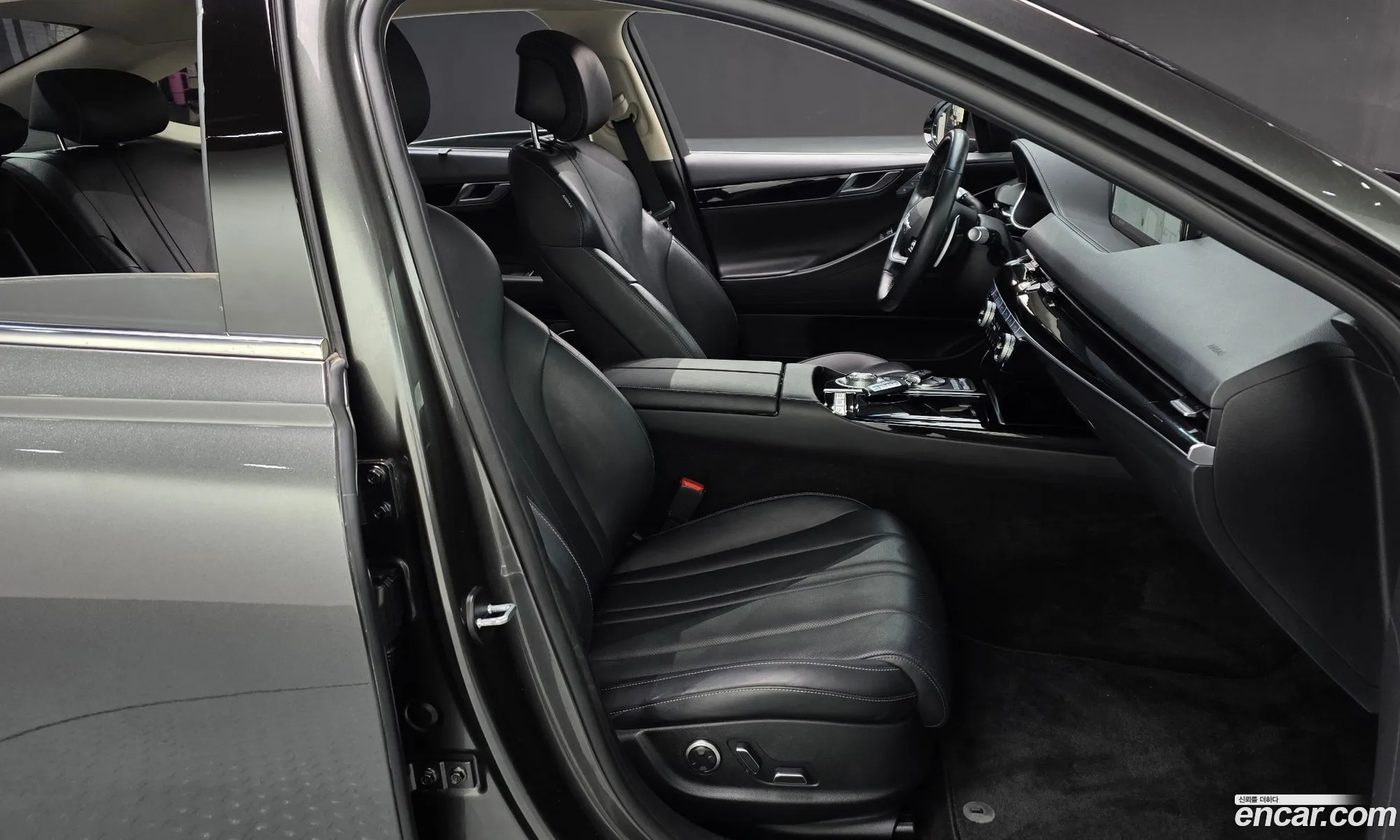 Genesis G80 2022 — 6