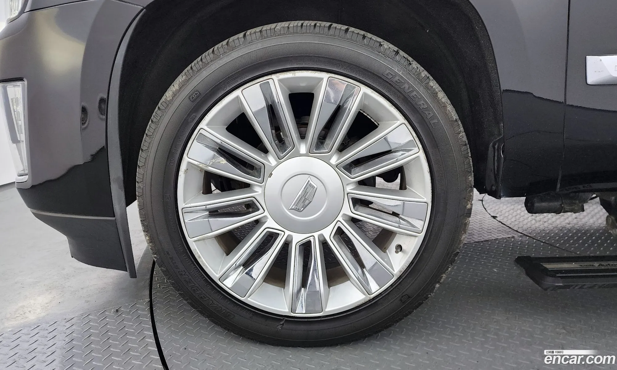 Cadillac Escalade 2015 1GYS4SKJXFR538198 — 19