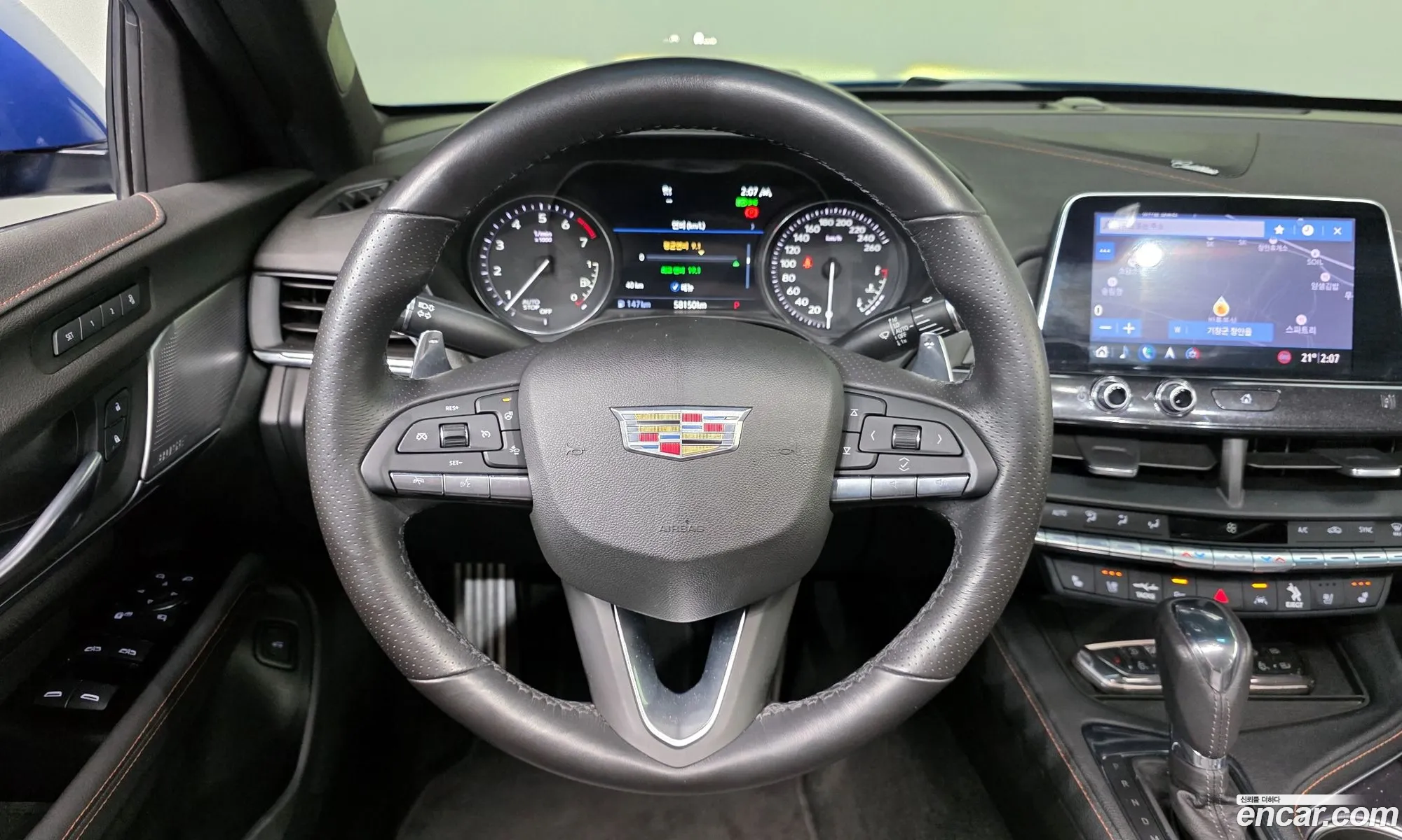 Cadillac CT4 2020 1G6D95RK6L0152171 — 17