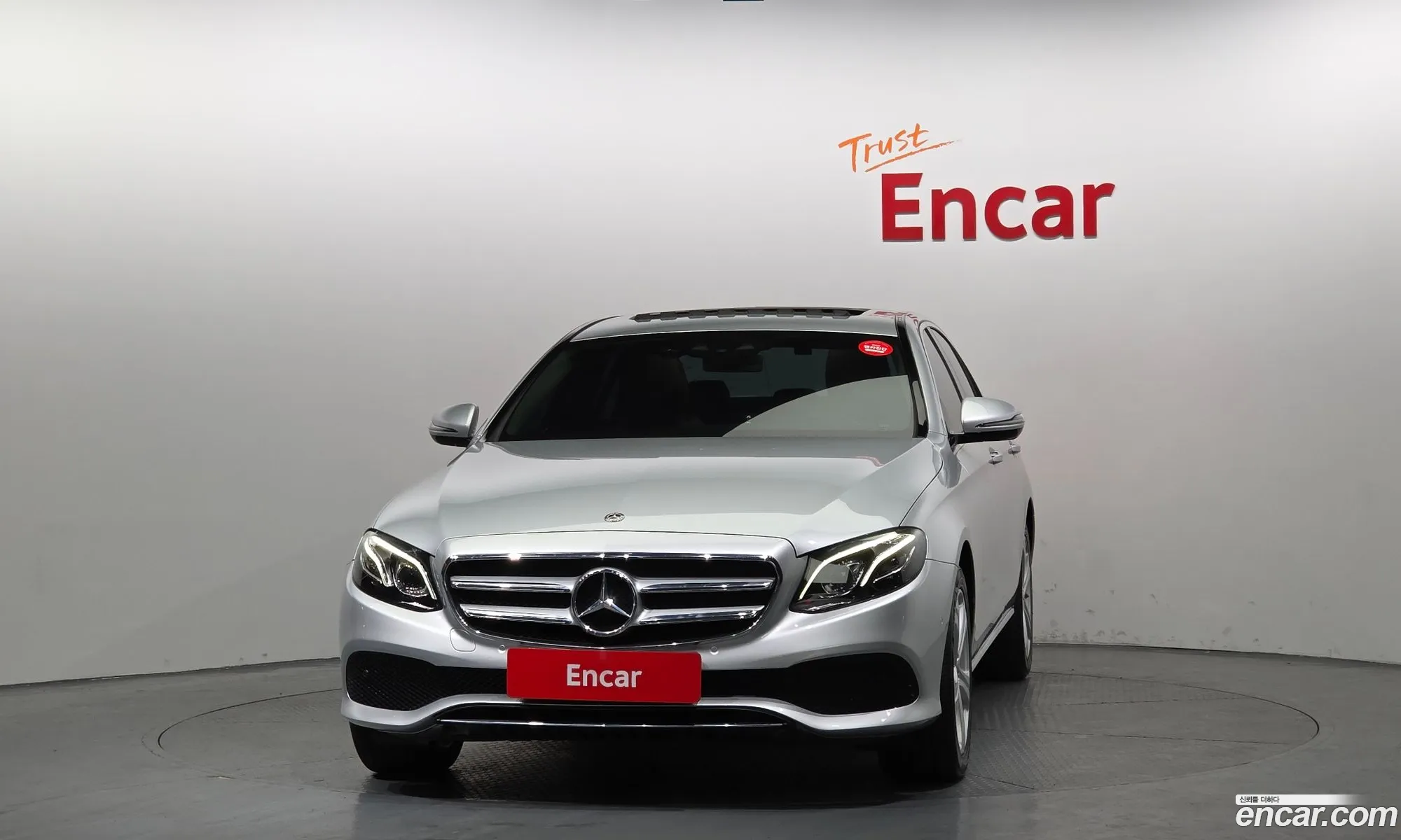Mercedes-Benz E-Class W213 2018 WDDZF0FB1JA456220 — 18
