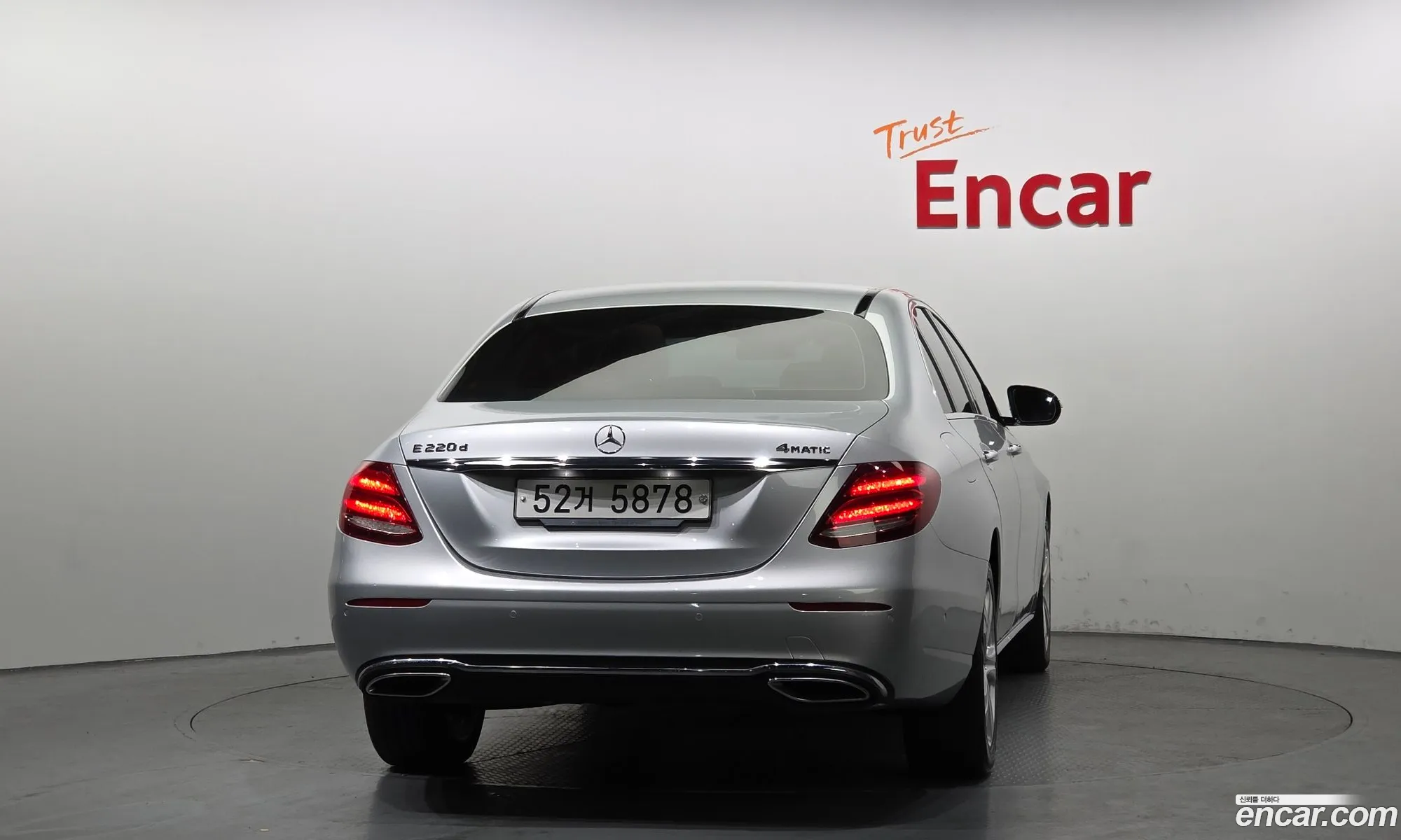 Mercedes-Benz E-Class W213 2018 WDDZF0FB1JA456220 — 5