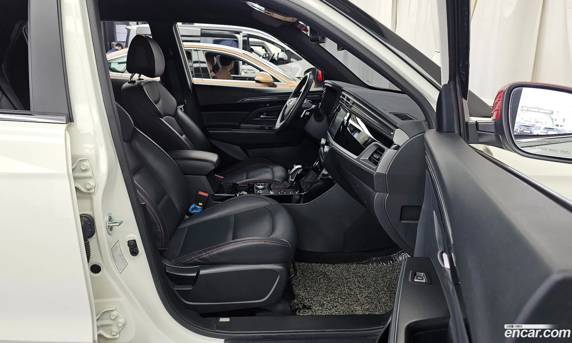 KG Mobility (SsangYong) Beautiful Korando 2021 — 10