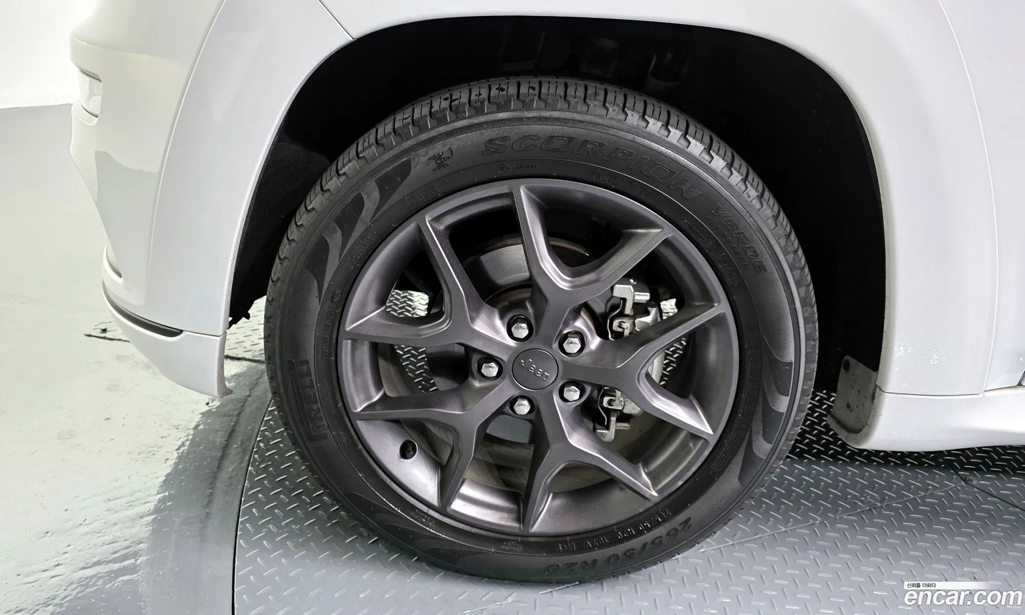 Jeep Grand Cherokee 2020 — 4