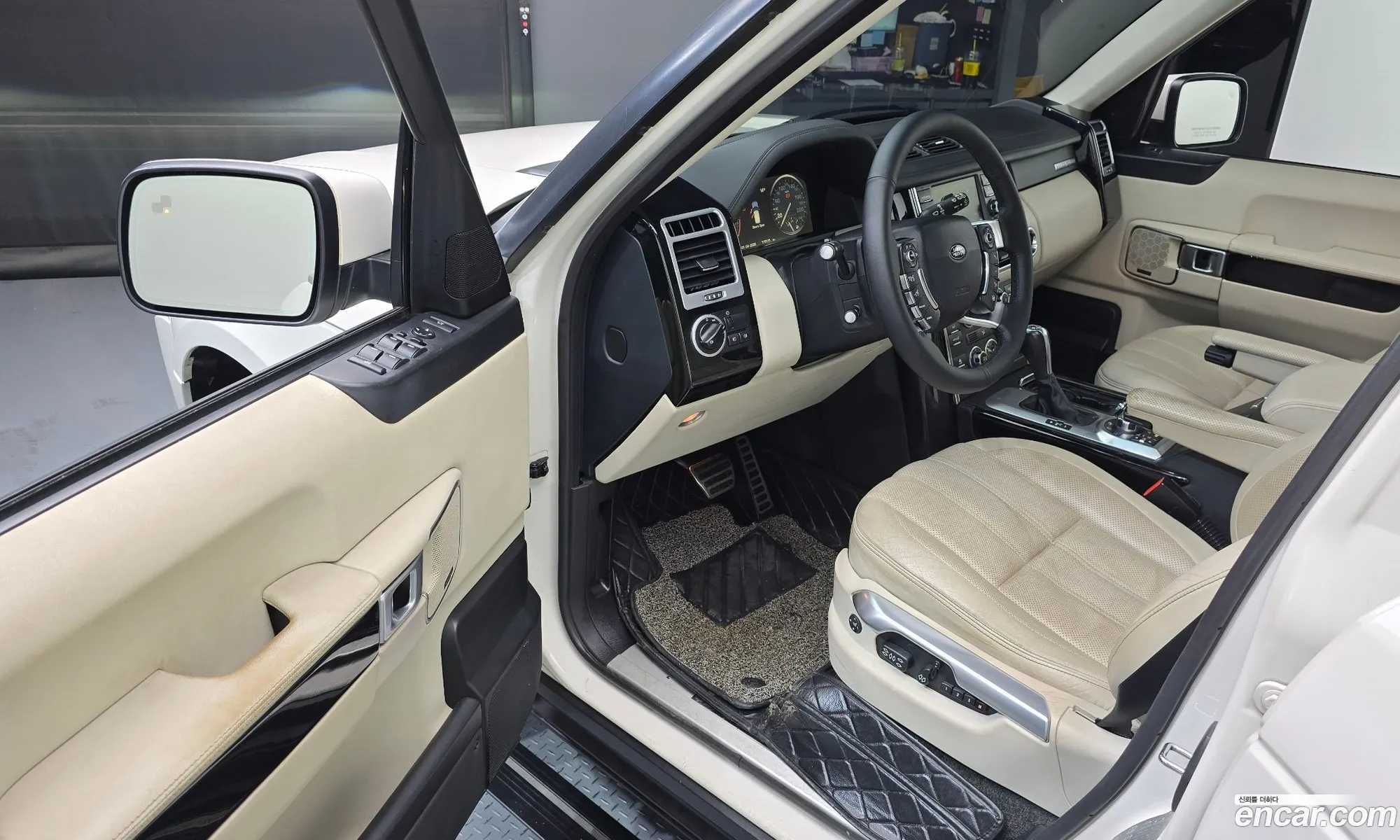 Land Rover Range Rover 2009 SALMF1E47AA307509 — 7
