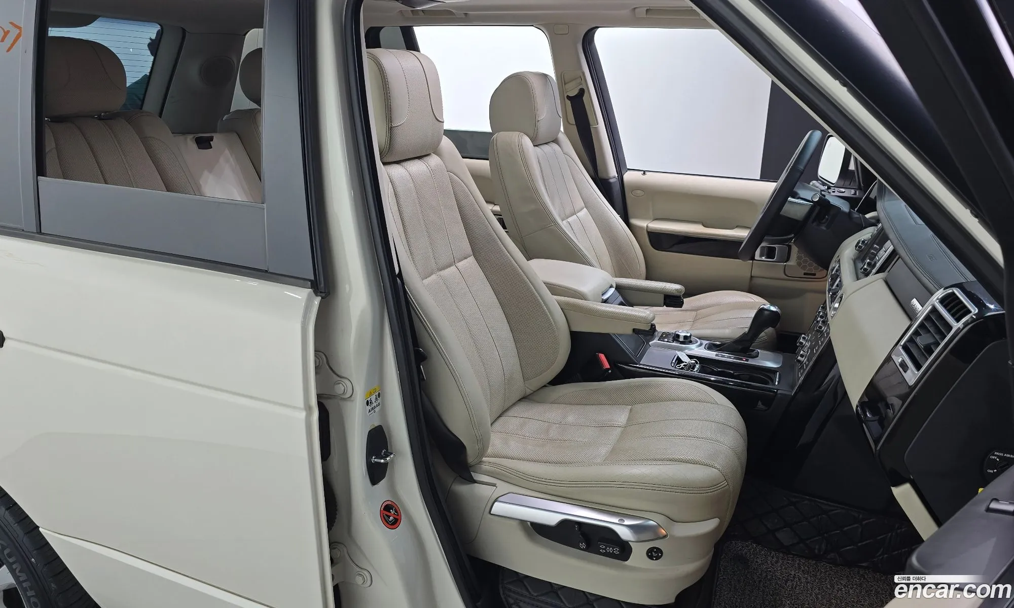 Land Rover Range Rover 2009 SALMF1E47AA307509 — 8