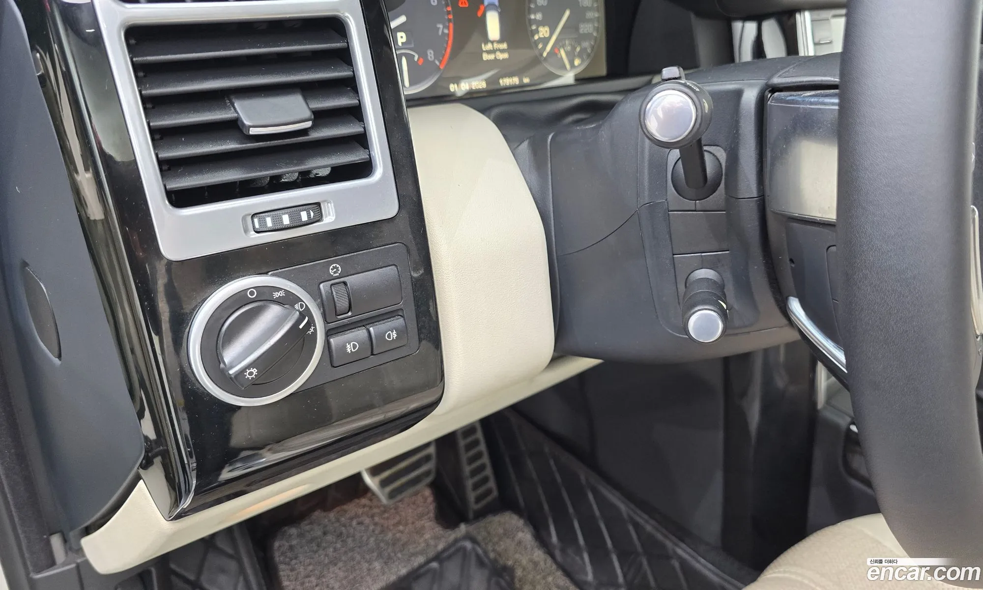Land Rover Range Rover 2009 SALMF1E47AA307509 — 12