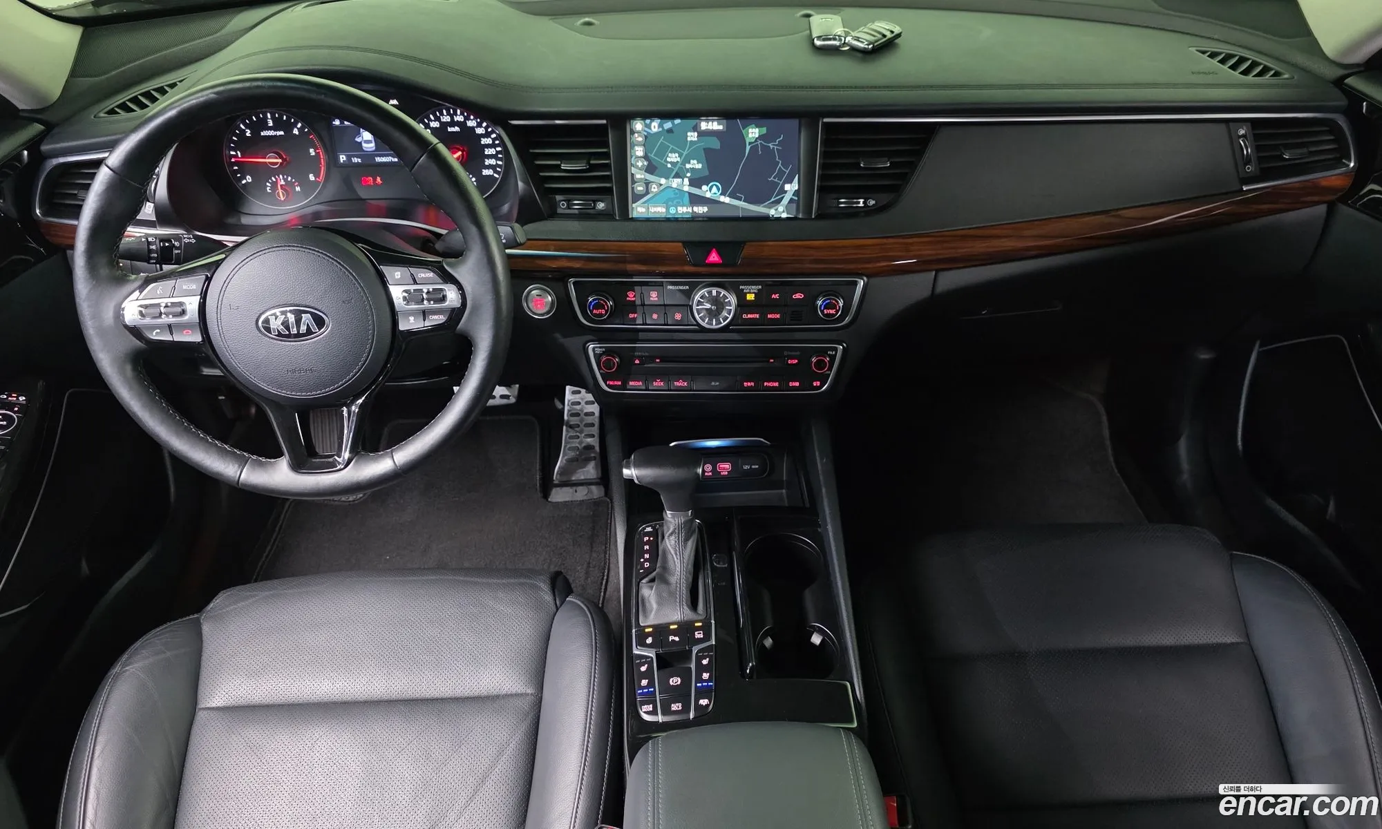 Kia K7 2016 — 14