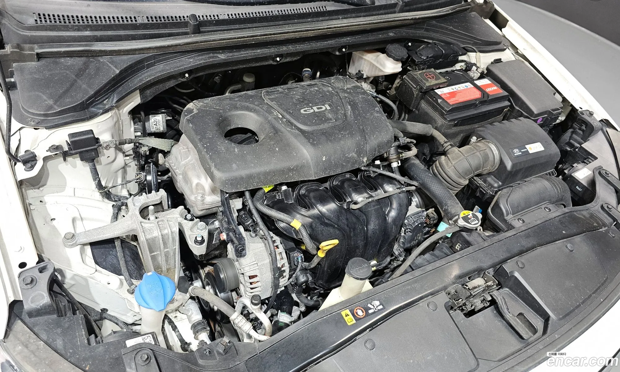 Hyundai Elantra AD 2016 — 8