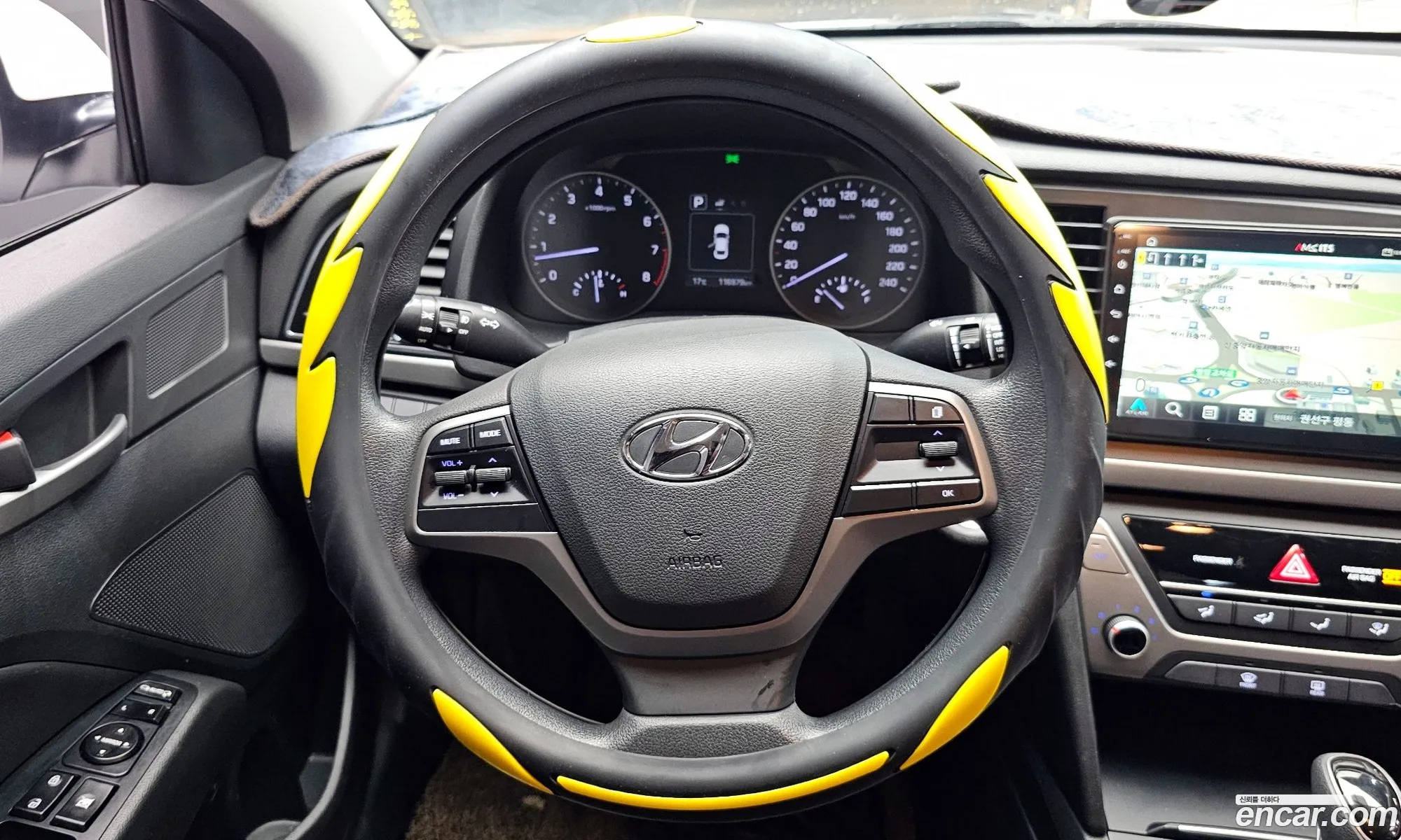 Hyundai Elantra AD 2016 — 6