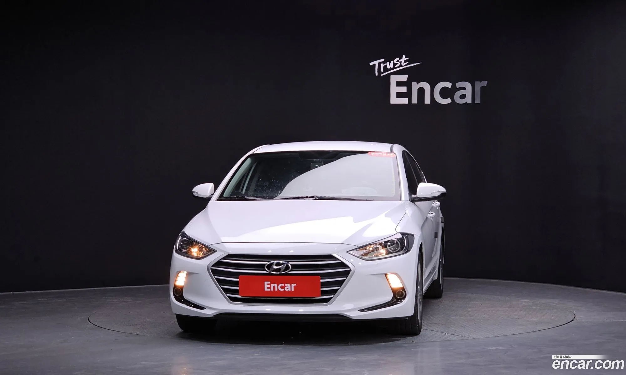 Hyundai Elantra AD 2016 — 7