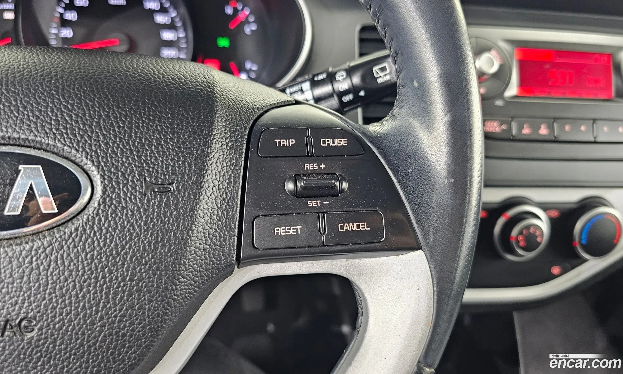Kia Morning 2015 — 12