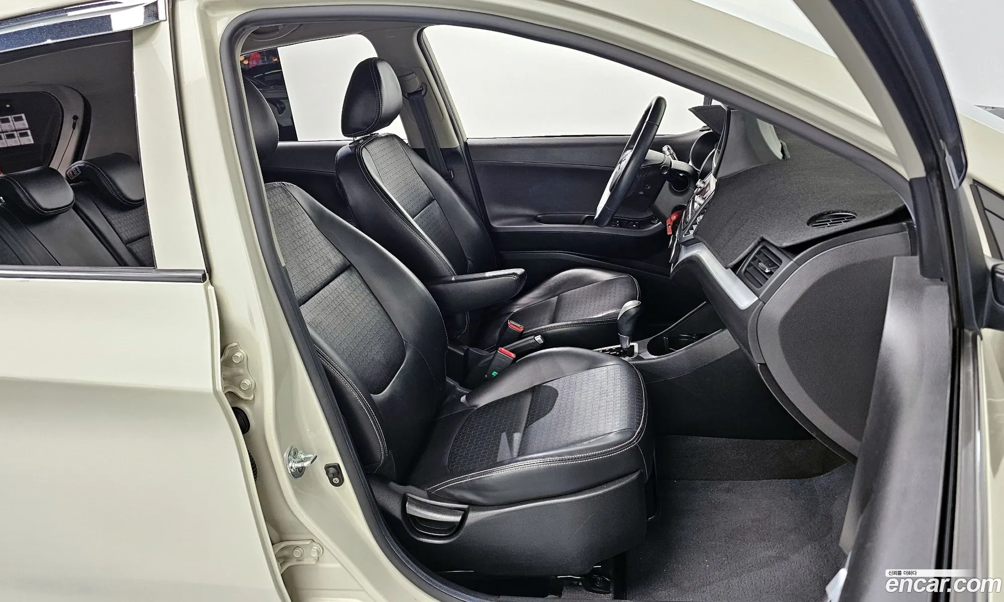 Kia Morning 2015 — 13