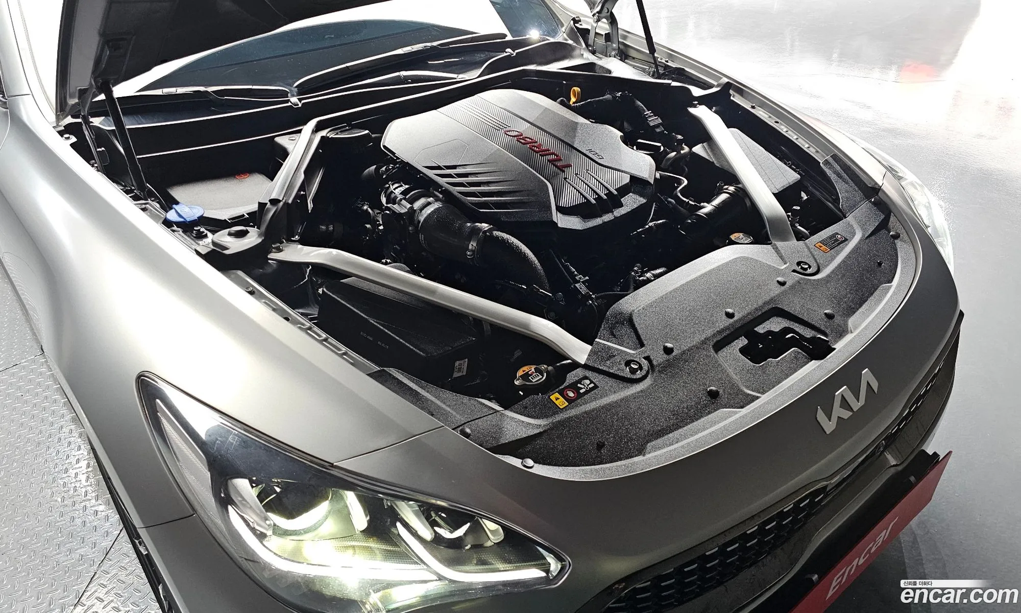 Kia Stinger Meister 2023 — 11